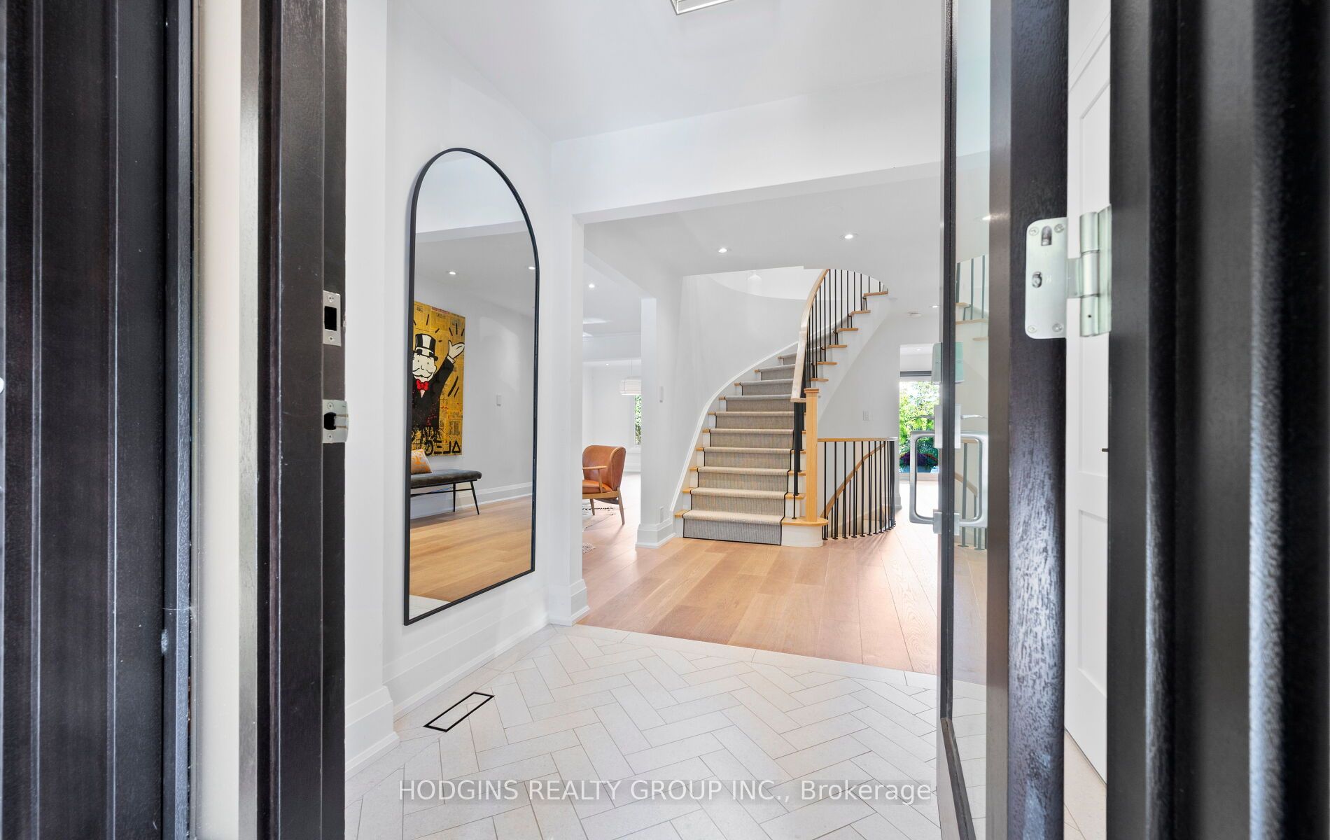 1726 Sherwood Forrest Circle Property Photo 8