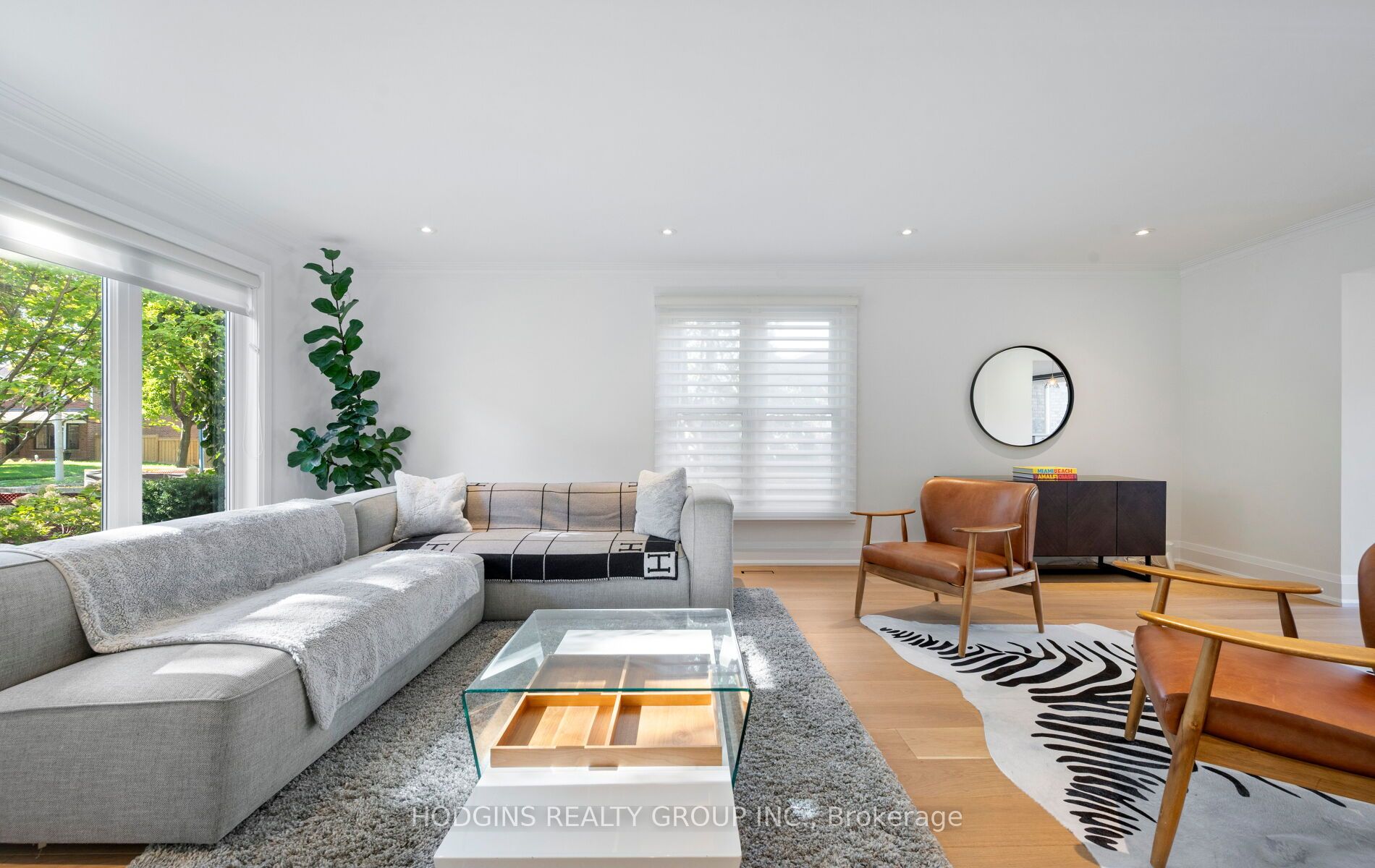 1726 Sherwood Forrest Circle Property Photo 11