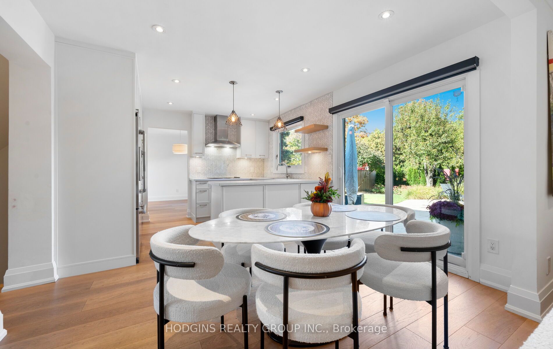 1726 Sherwood Forrest Circle Property Photo 17