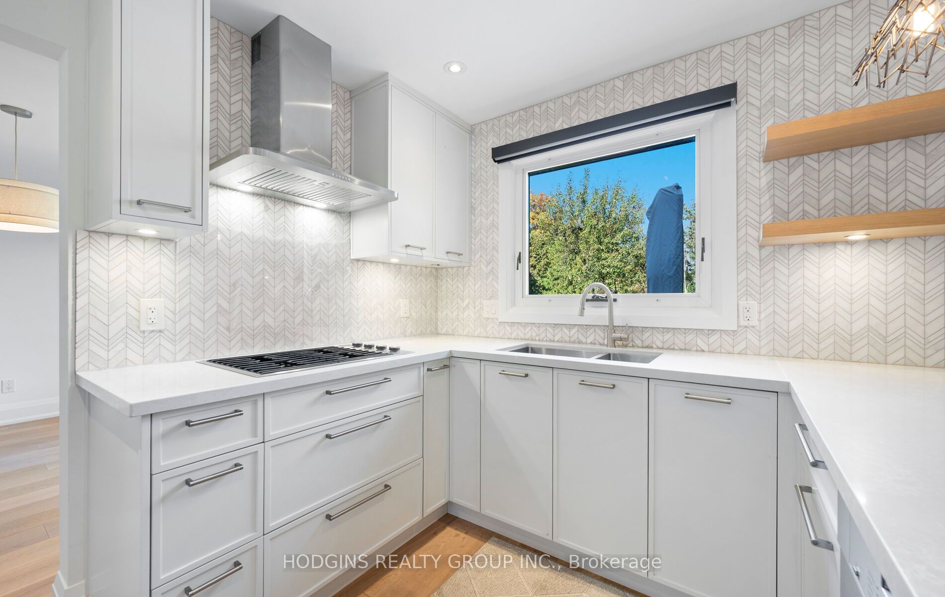 1726 Sherwood Forrest Circle Property Photo 22