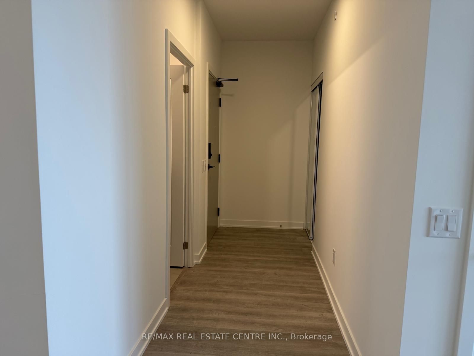 5105 Hurontario Street S 2412 Property Photo 7