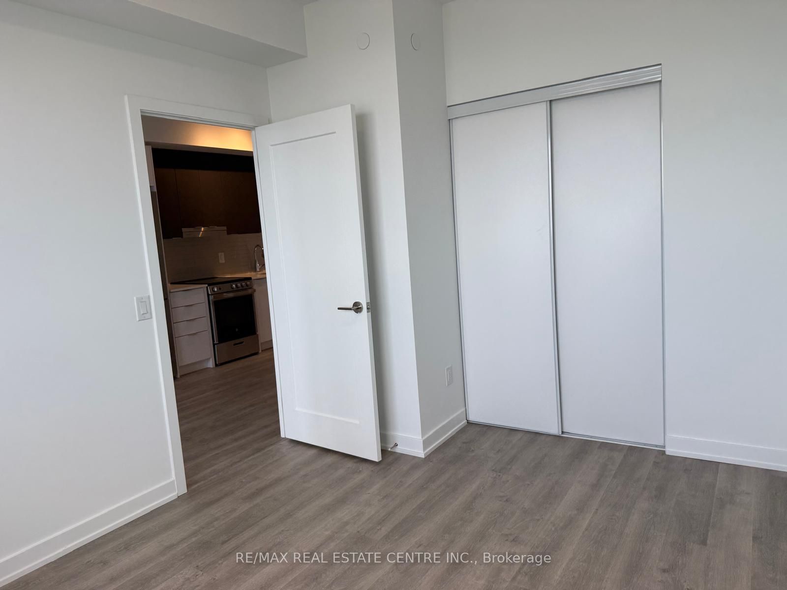 5105 Hurontario Street S 2412 Property Photo 14