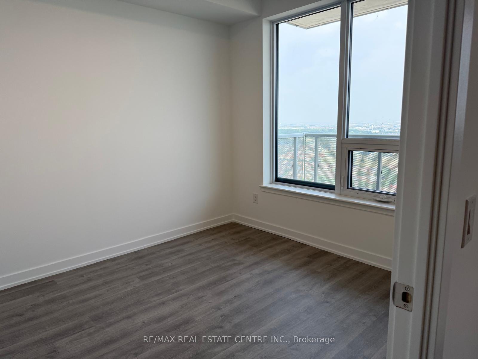 5105 Hurontario Street S 2412 Property Photo 15