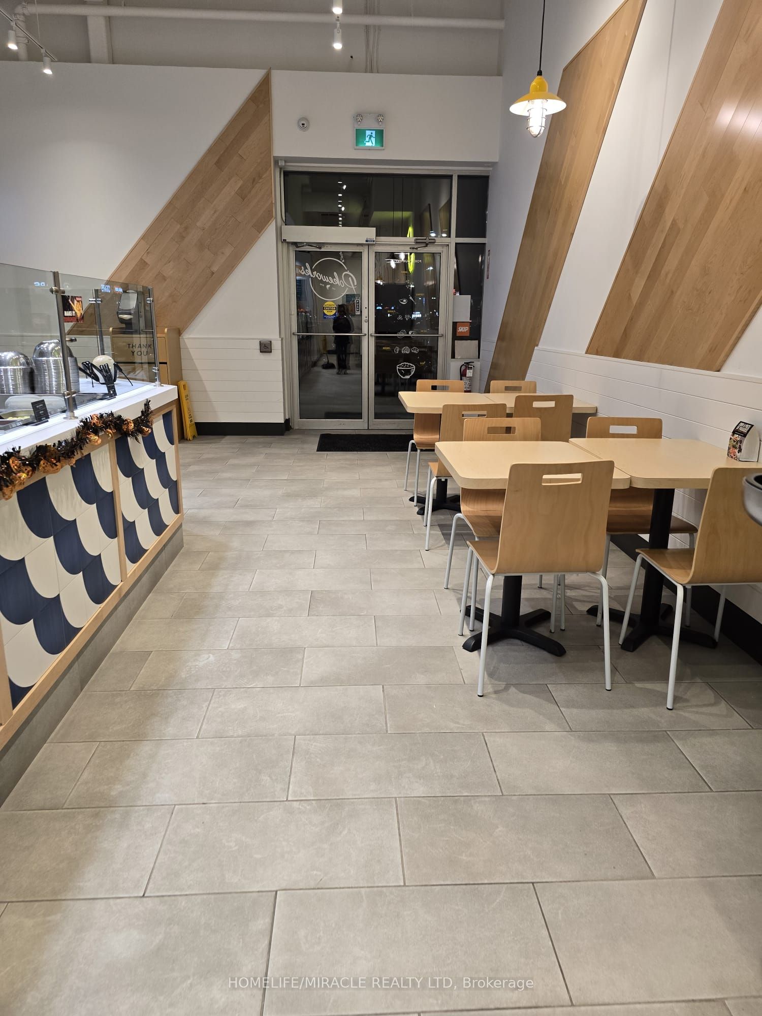 2475 Appleby Line Property Photo 2