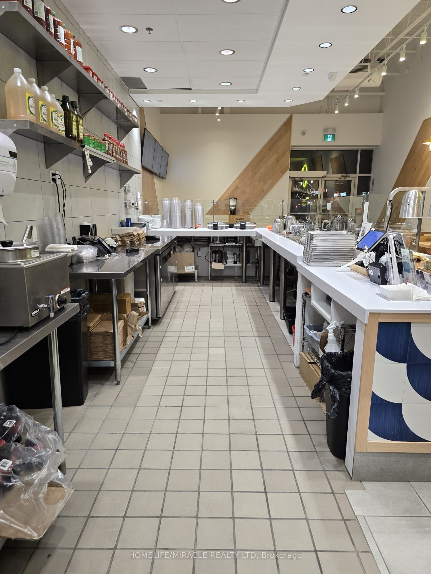 2475 Appleby Line Property Photo 3