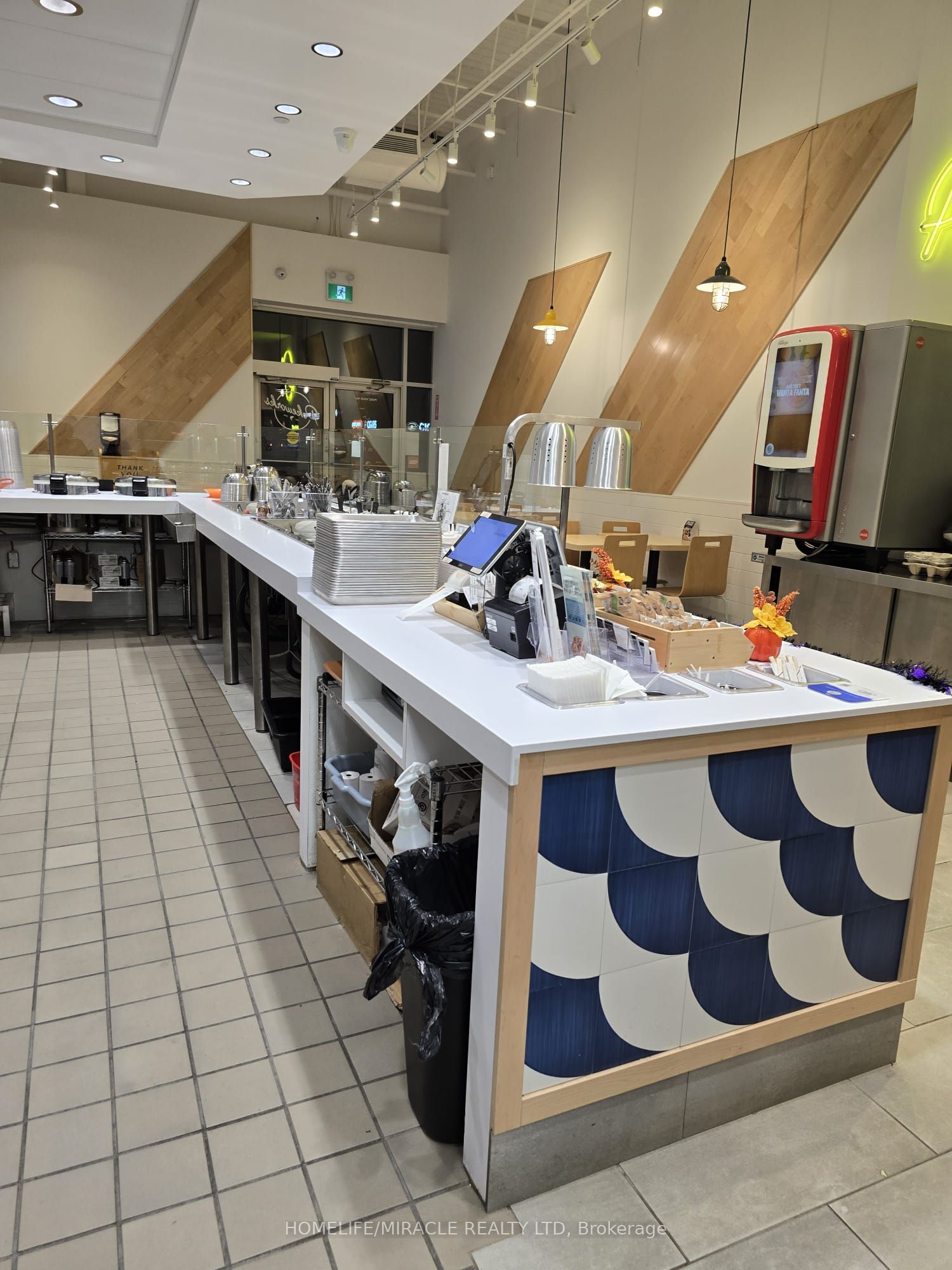 2475 Appleby Line Property Photo 4