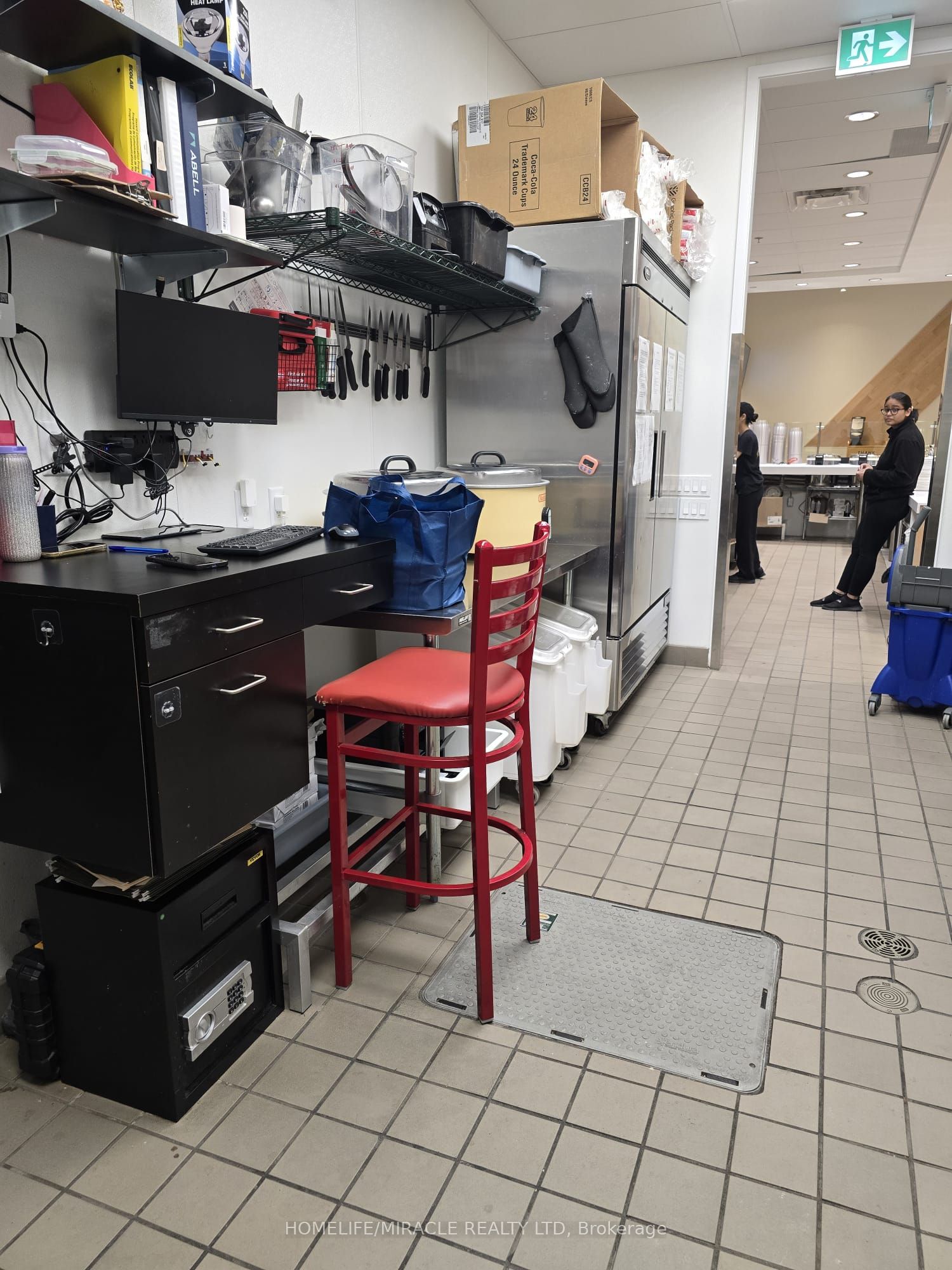 2475 Appleby Line Property Photo 8