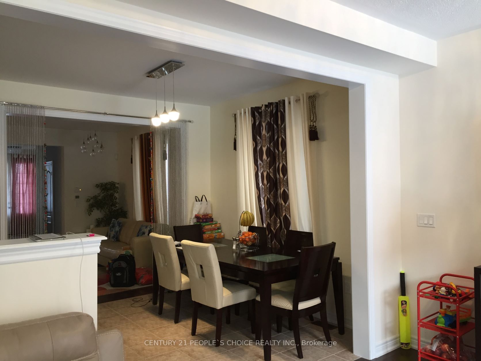 71 Buchanan Crescent Upper Property Photo 5