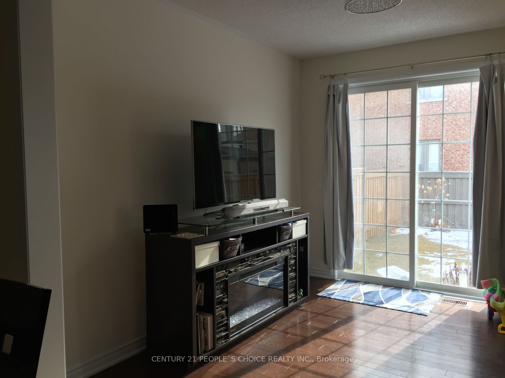 71 Buchanan Crescent Upper Property Photo 12