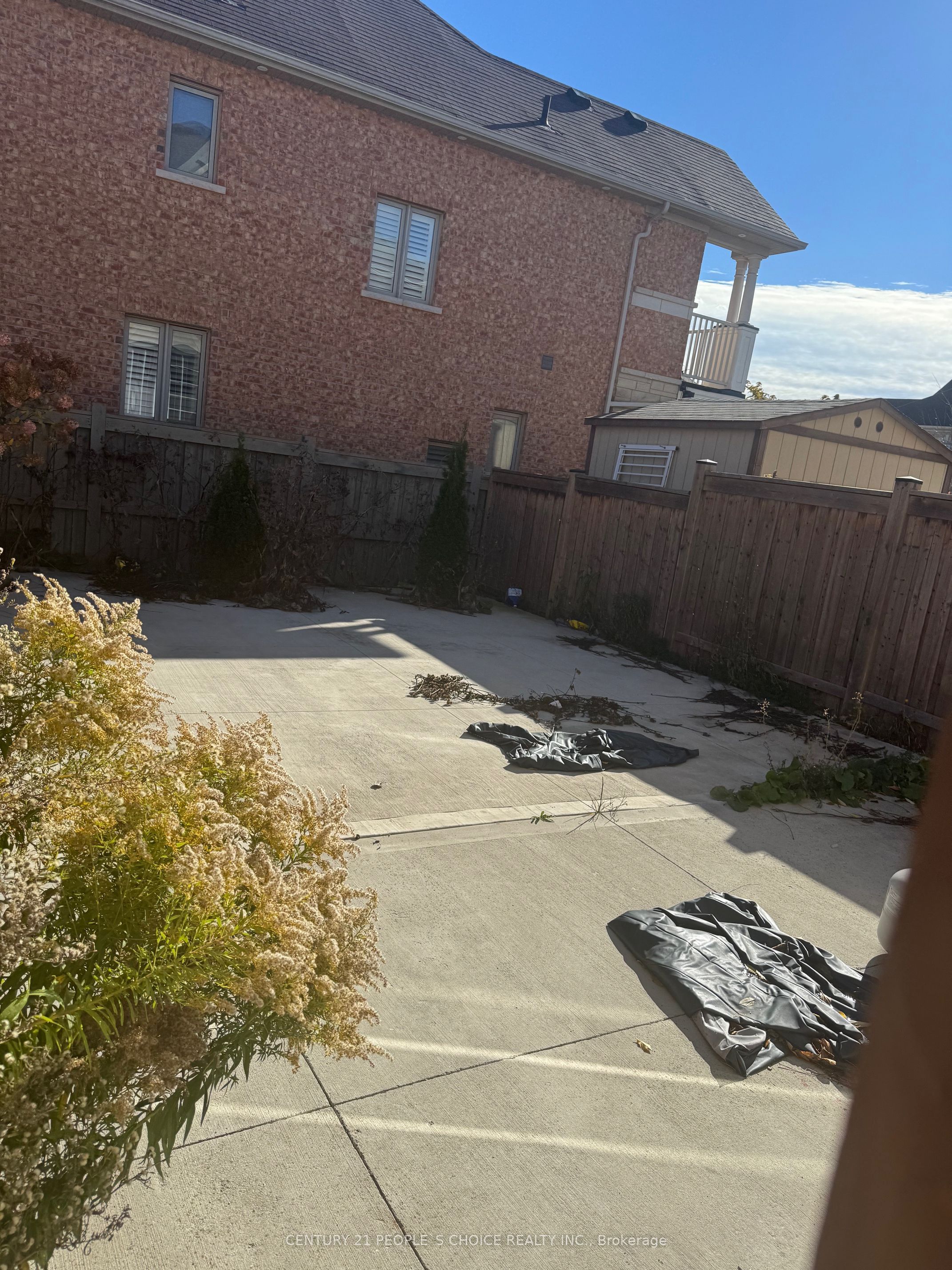 71 Buchanan Crescent Upper Property Photo 22