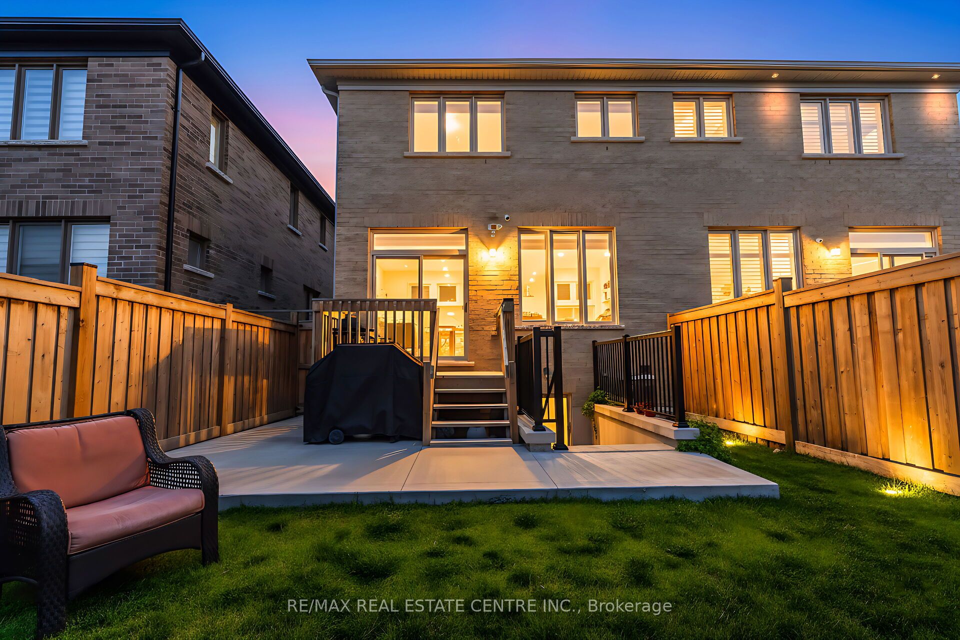 488 Parent Place Property Photo 6