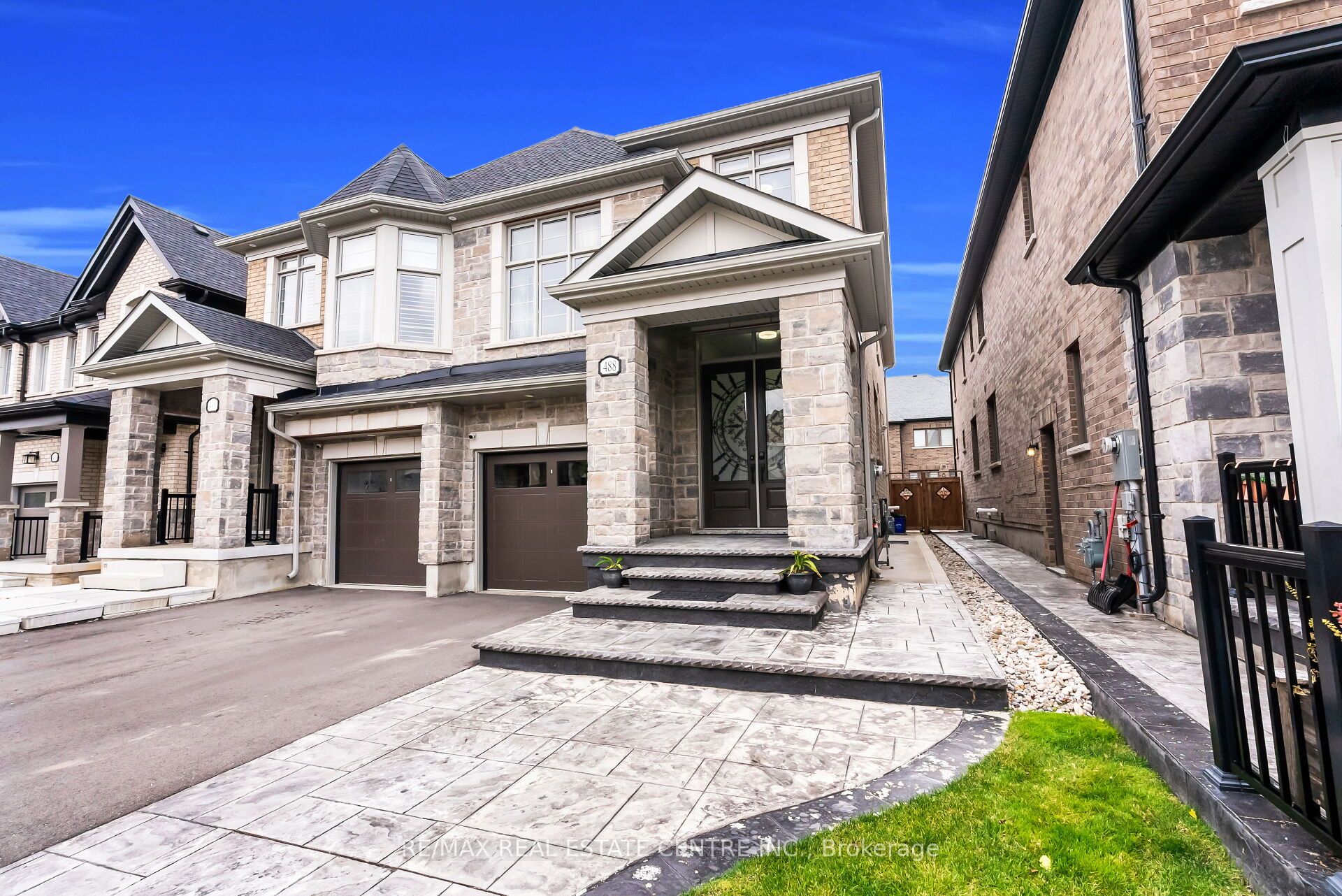 488 Parent Place Property Photo 9