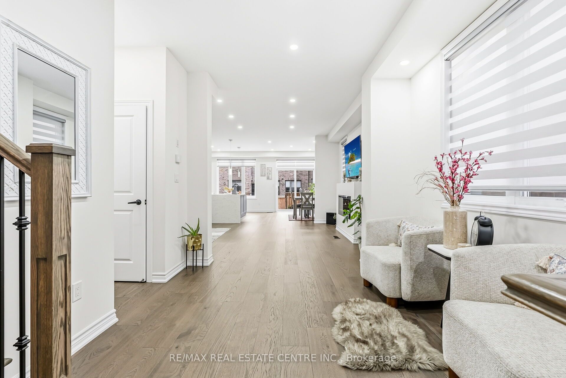 488 Parent Place Property Photo 12