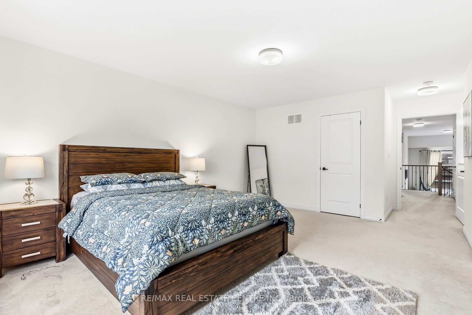 488 Parent Place Property Photo 25