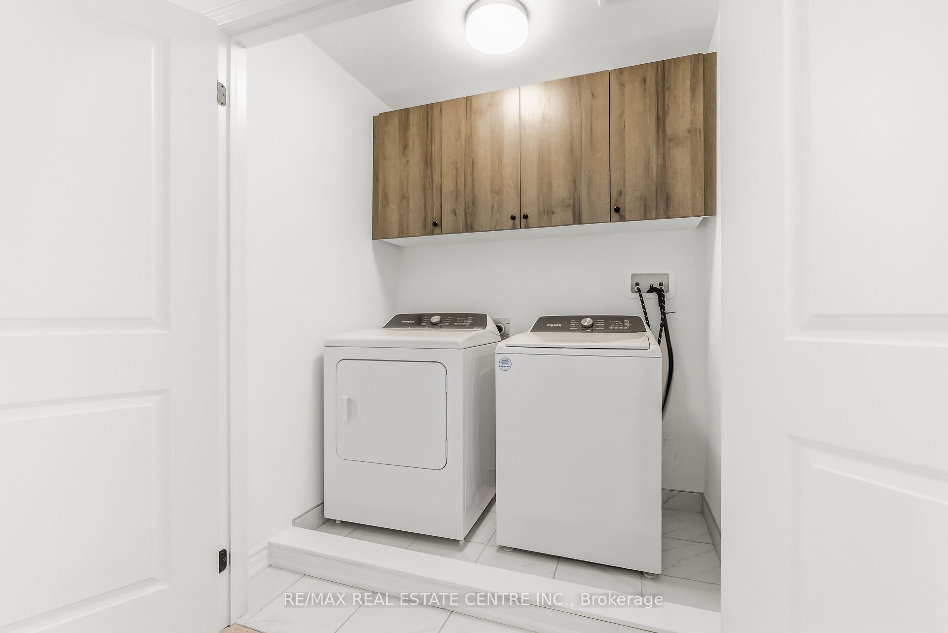 488 Parent Place Property Photo 31