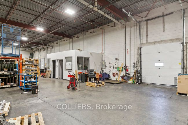 1400 Meyerside Dr Property Photo 9