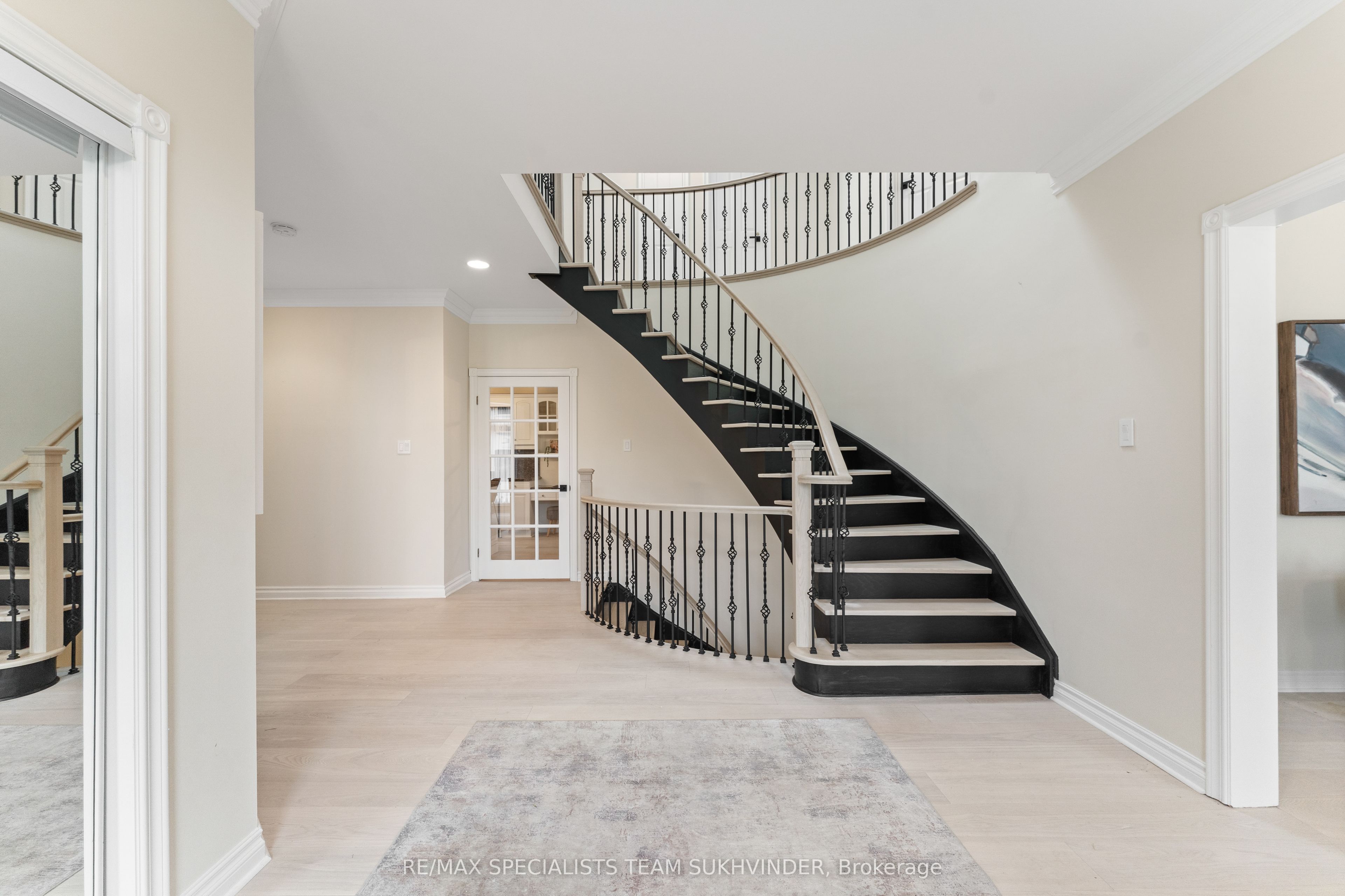 15 Country Lane Drive Property Photo 7