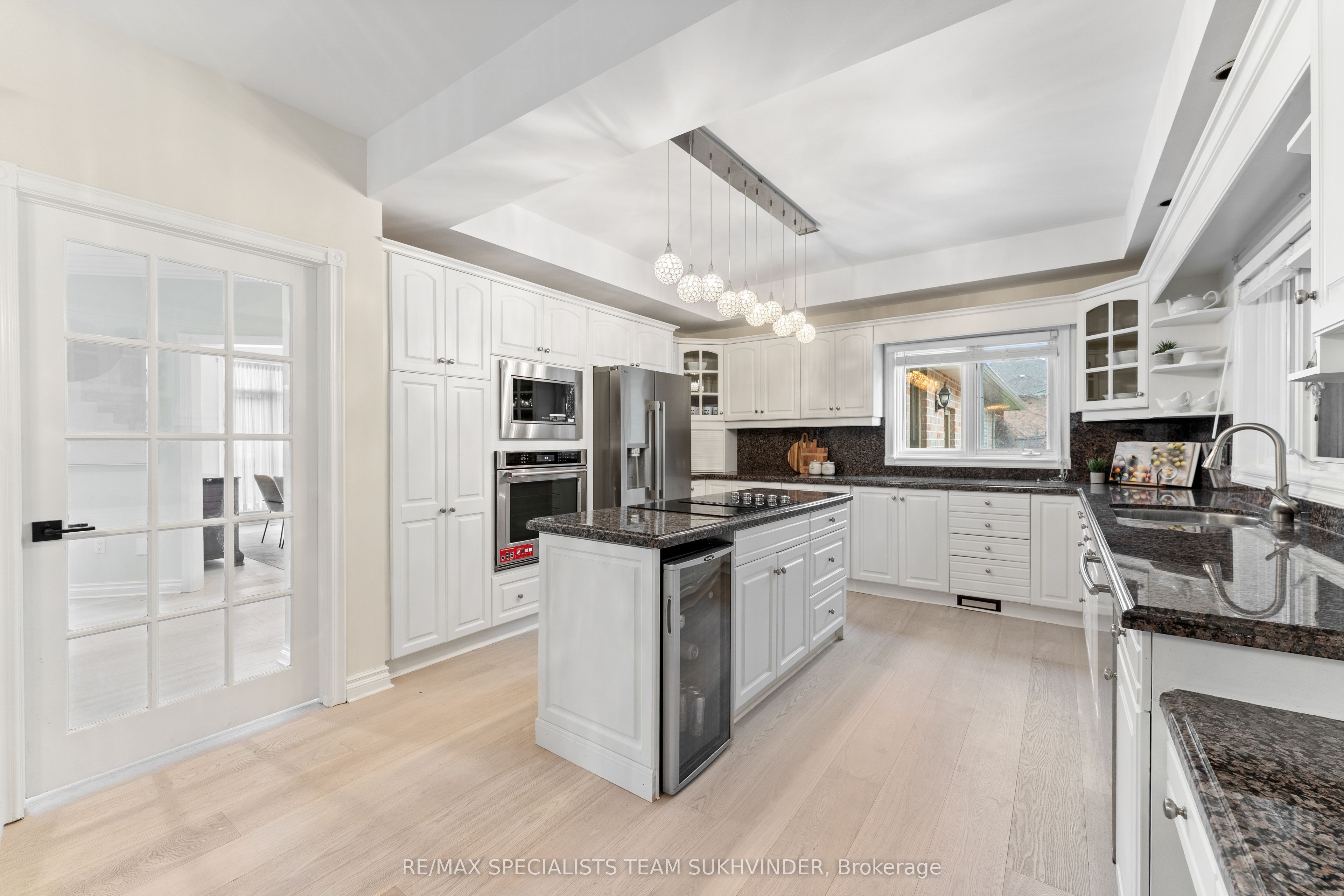 15 Country Lane Drive Property Photo 12