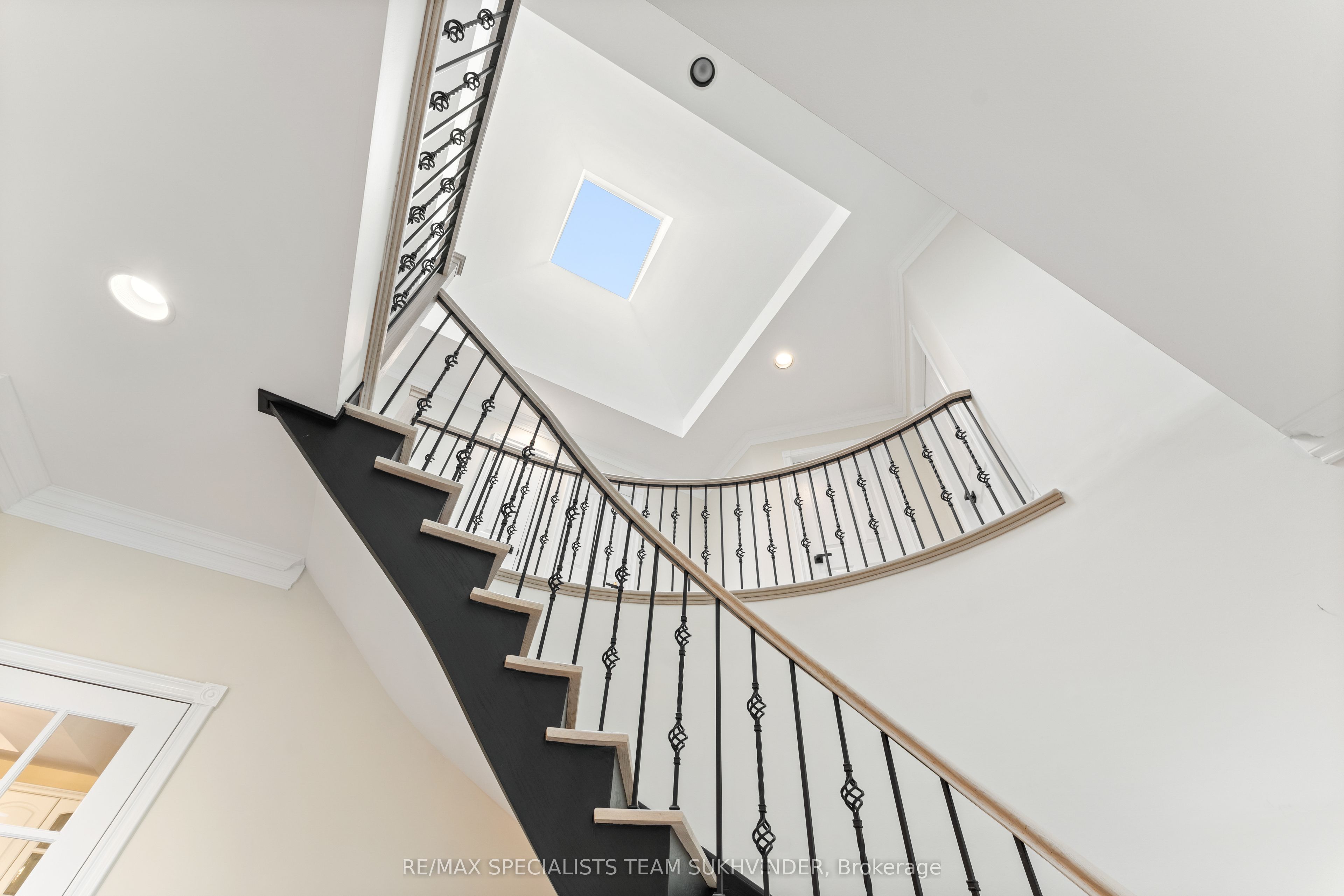 15 Country Lane Drive Property Photo 15