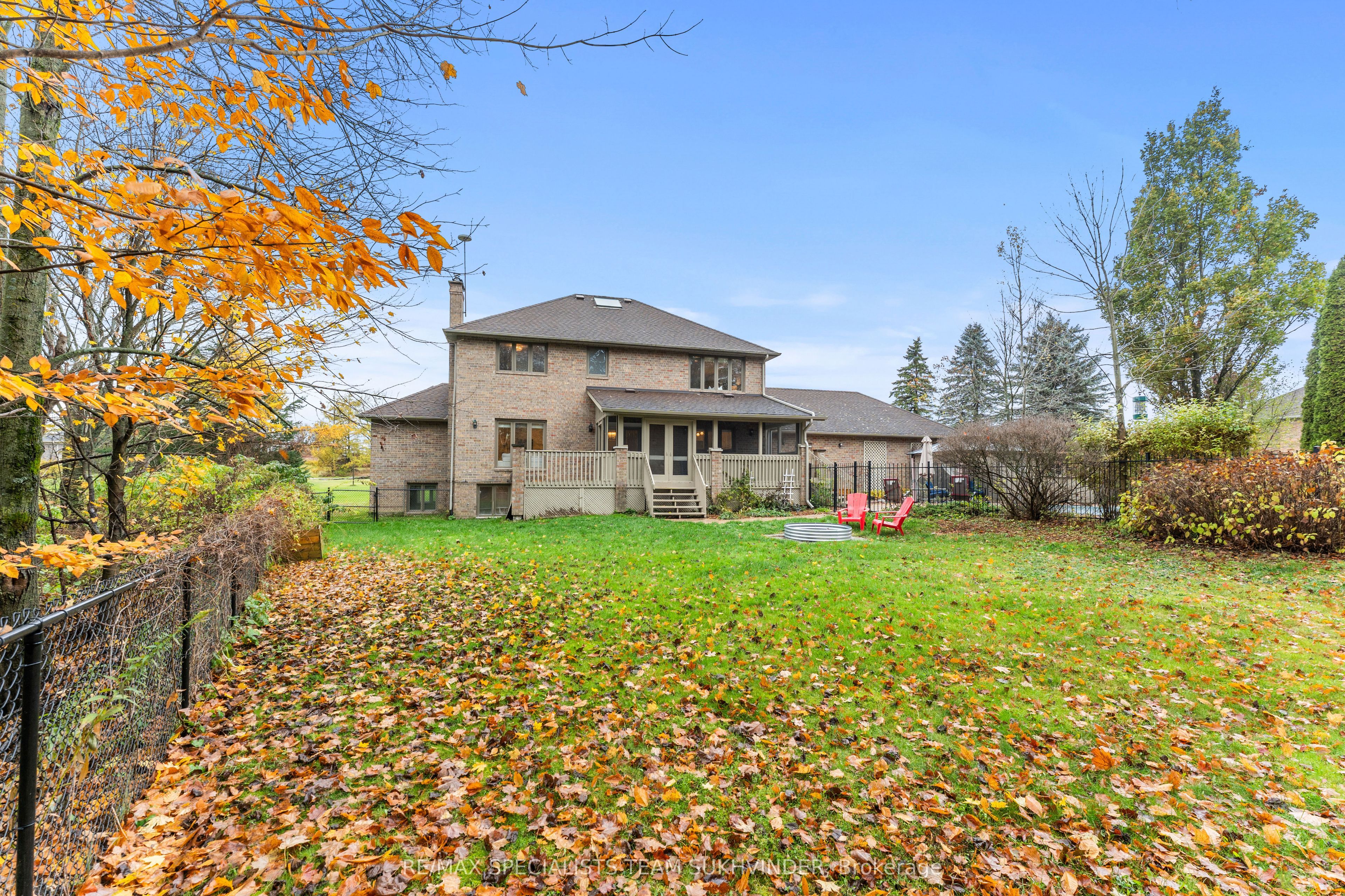 15 Country Lane Drive Property Photo 33