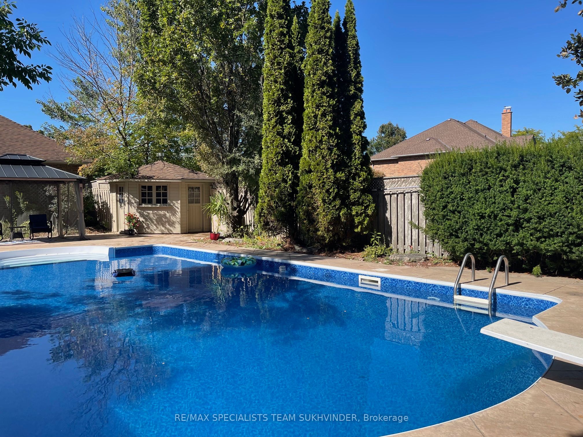 15 Country Lane Drive Property Photo 38