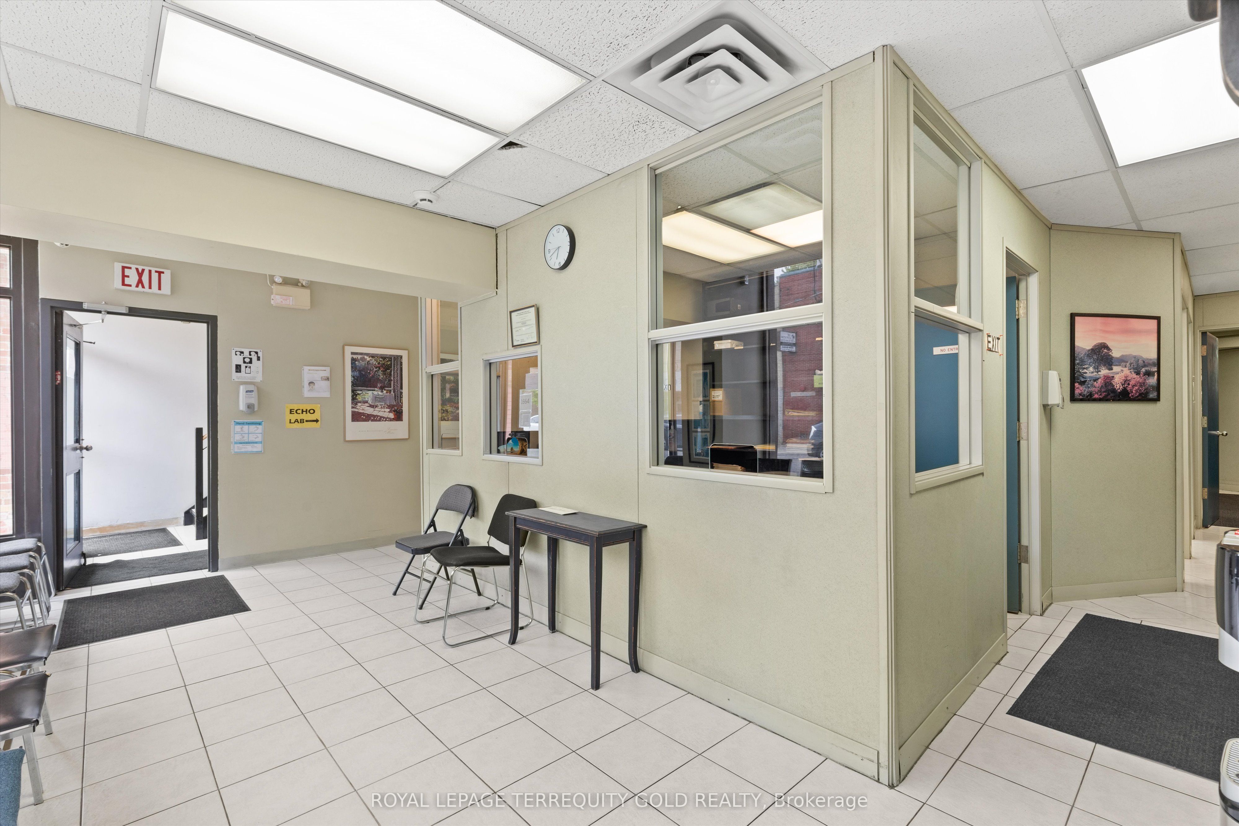 1662 & 1664 Dufferin Street Property Photo 3