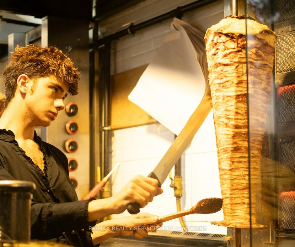 1910 Kipling Avenue Property Photo 1