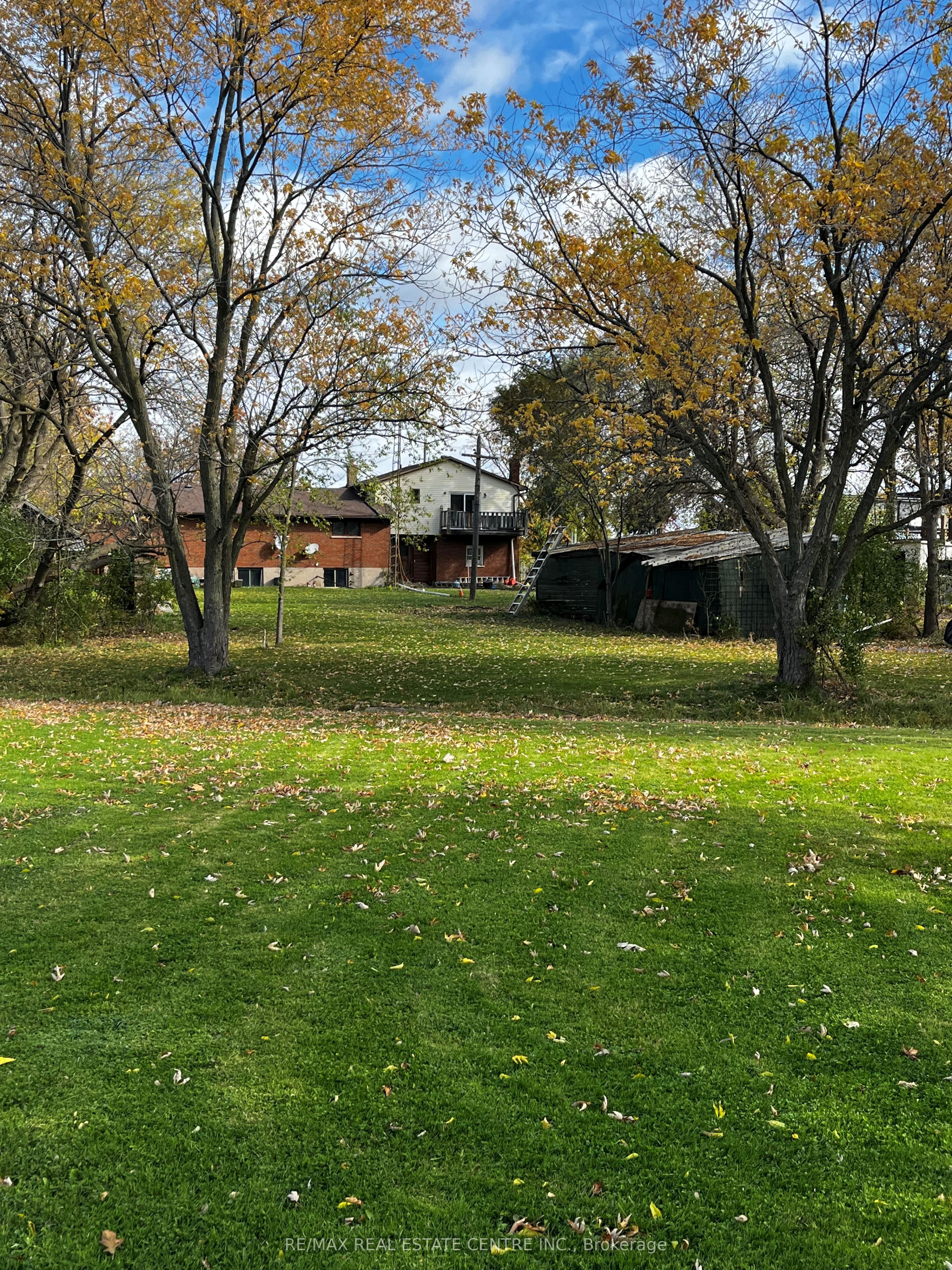 8024 Hornby Road Property Photo 2