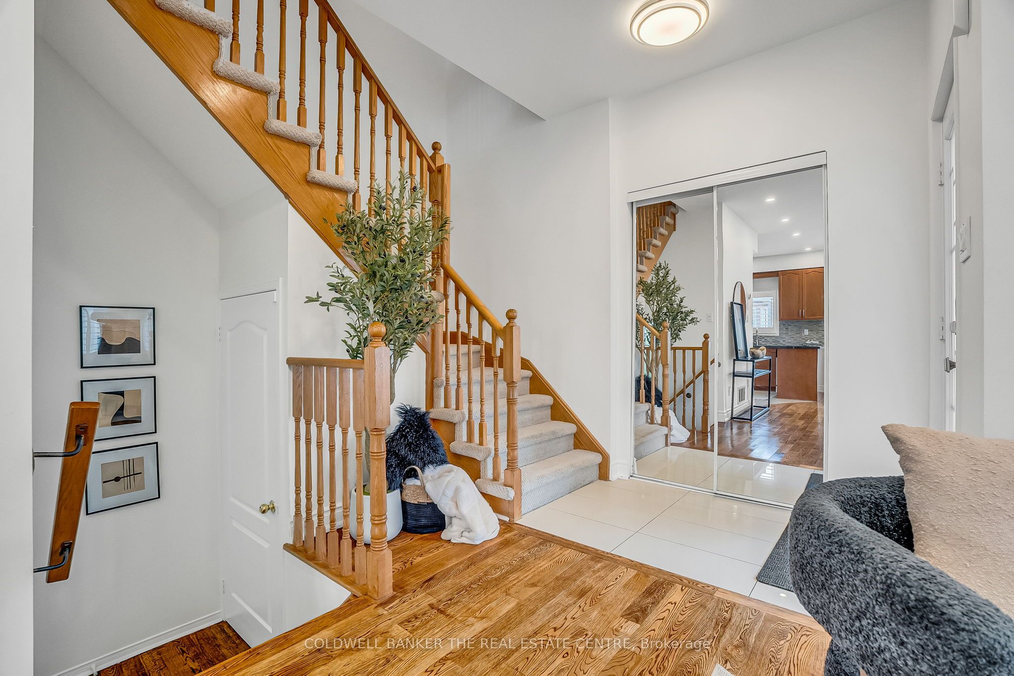 6986 Haines Artist Way Property Photo 2