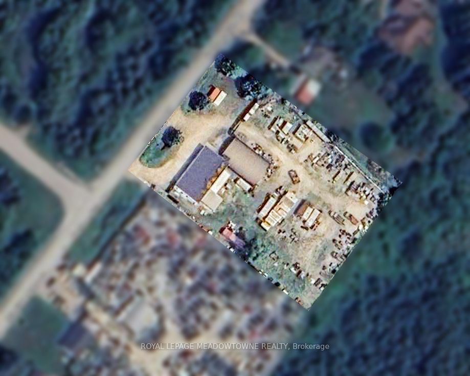 6148 32 Side Road Property Photo 1