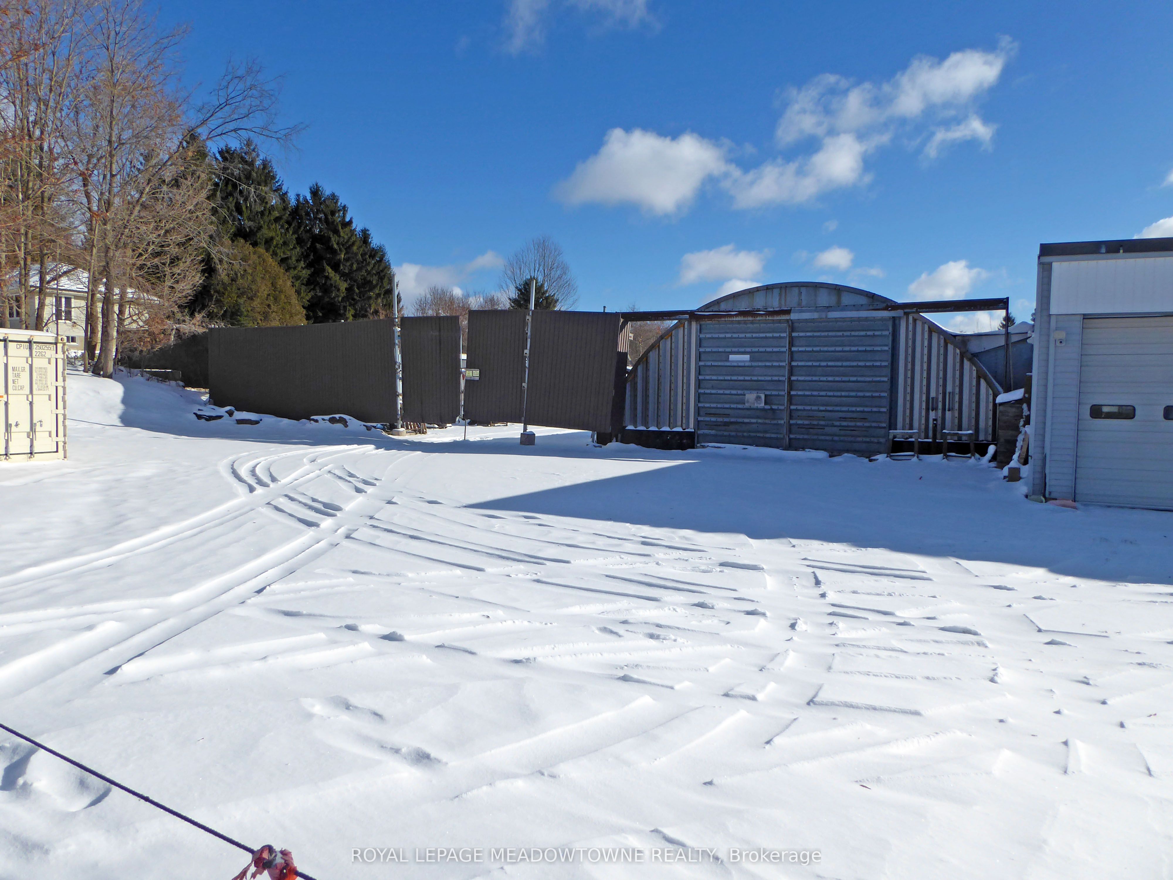 6148 32 Side Road Property Photo 5