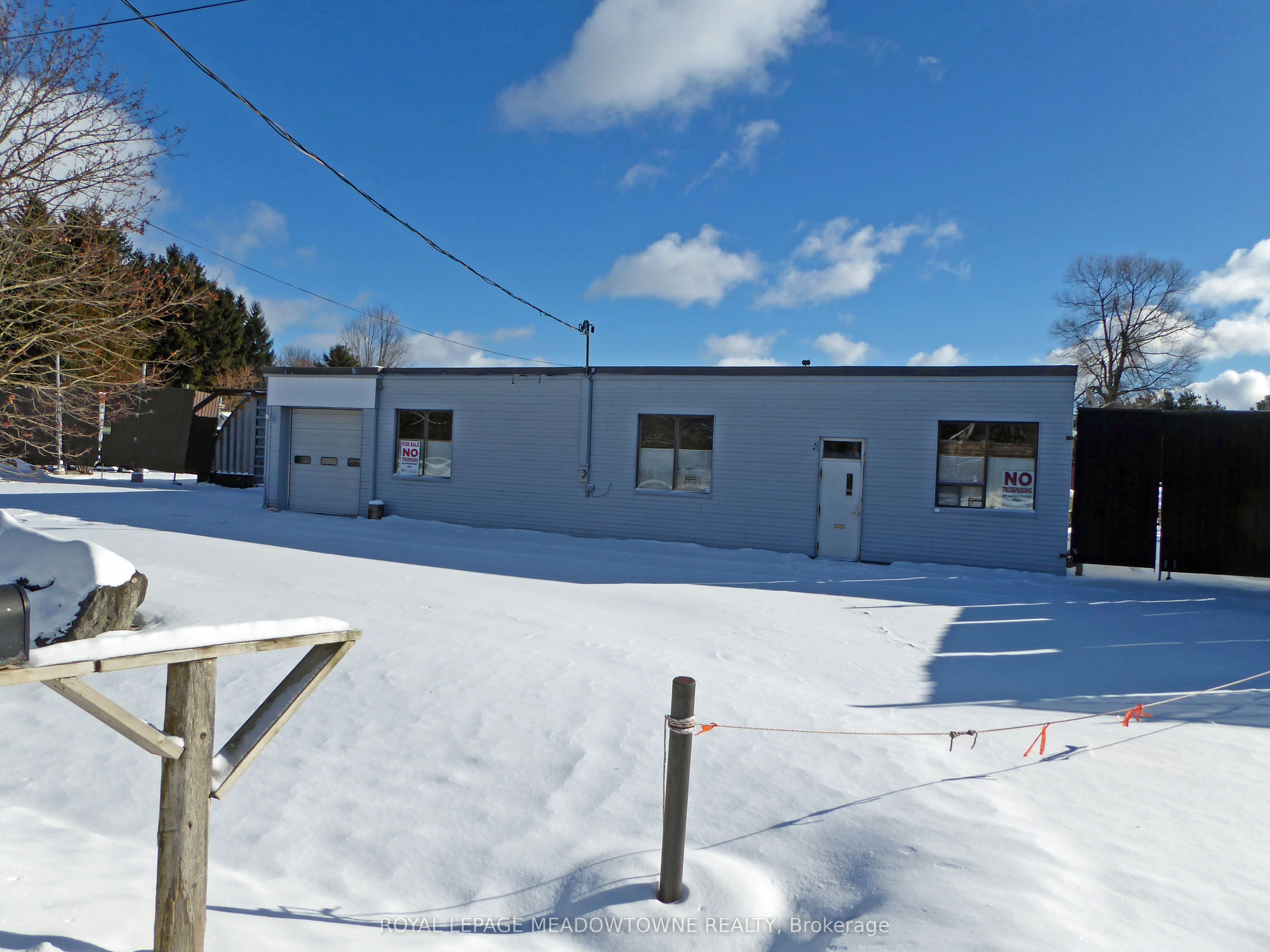 6148 32 Side Road Property Photo 7