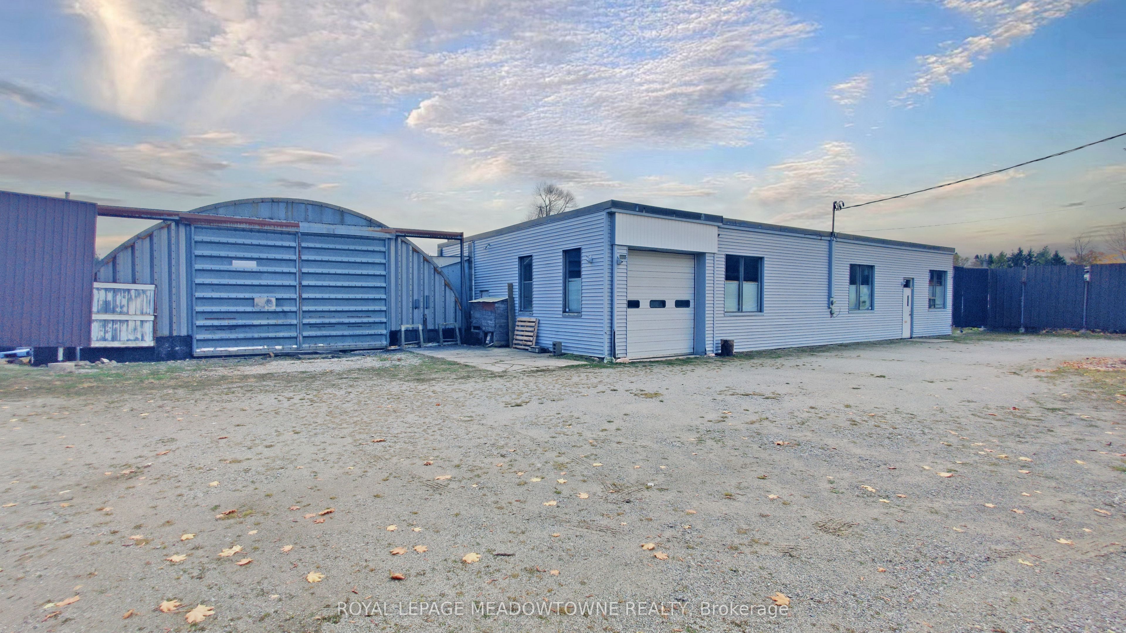 6148 32 Side Road Property Photo 8