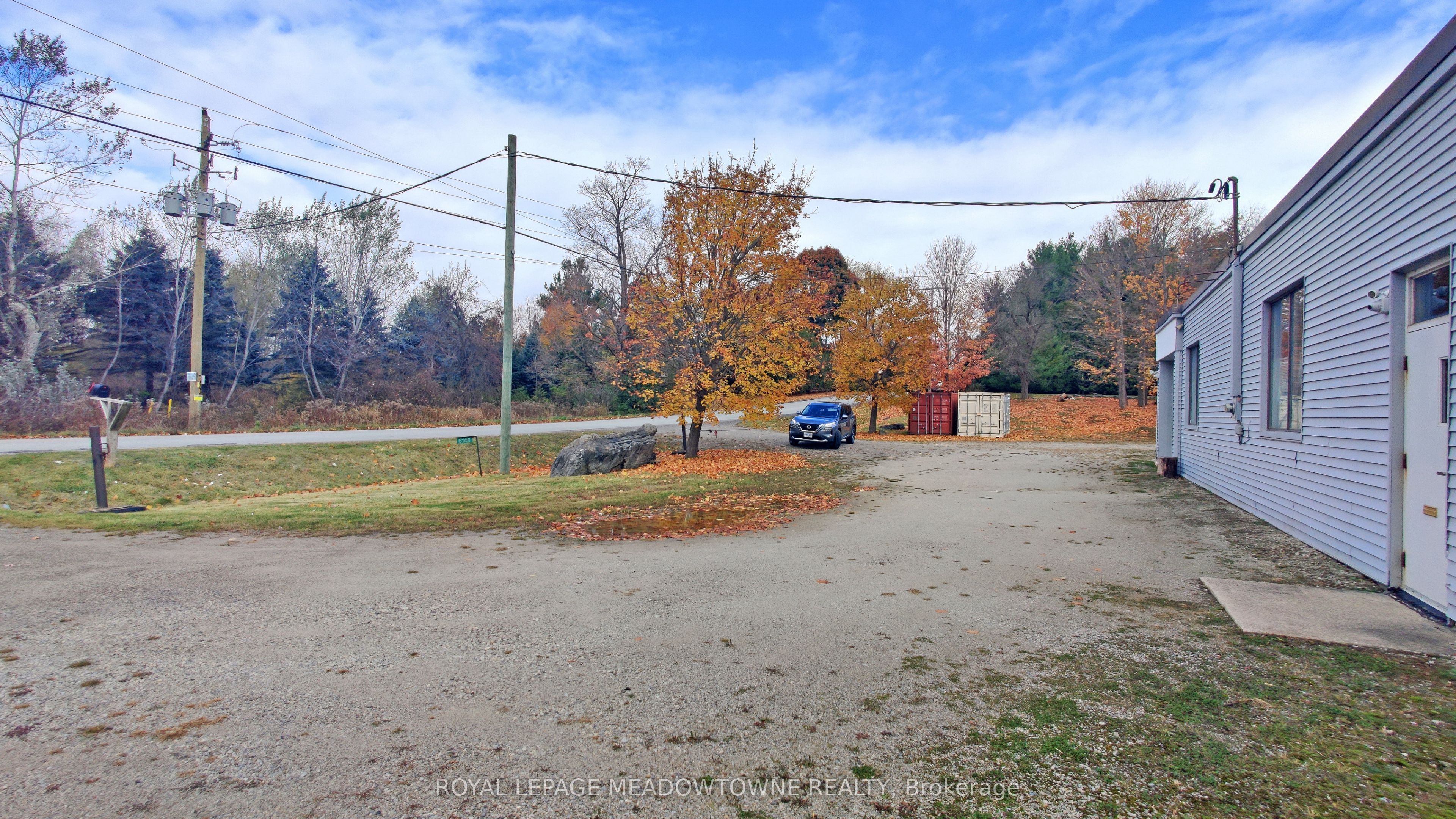 6148 32 Side Road Property Photo 12