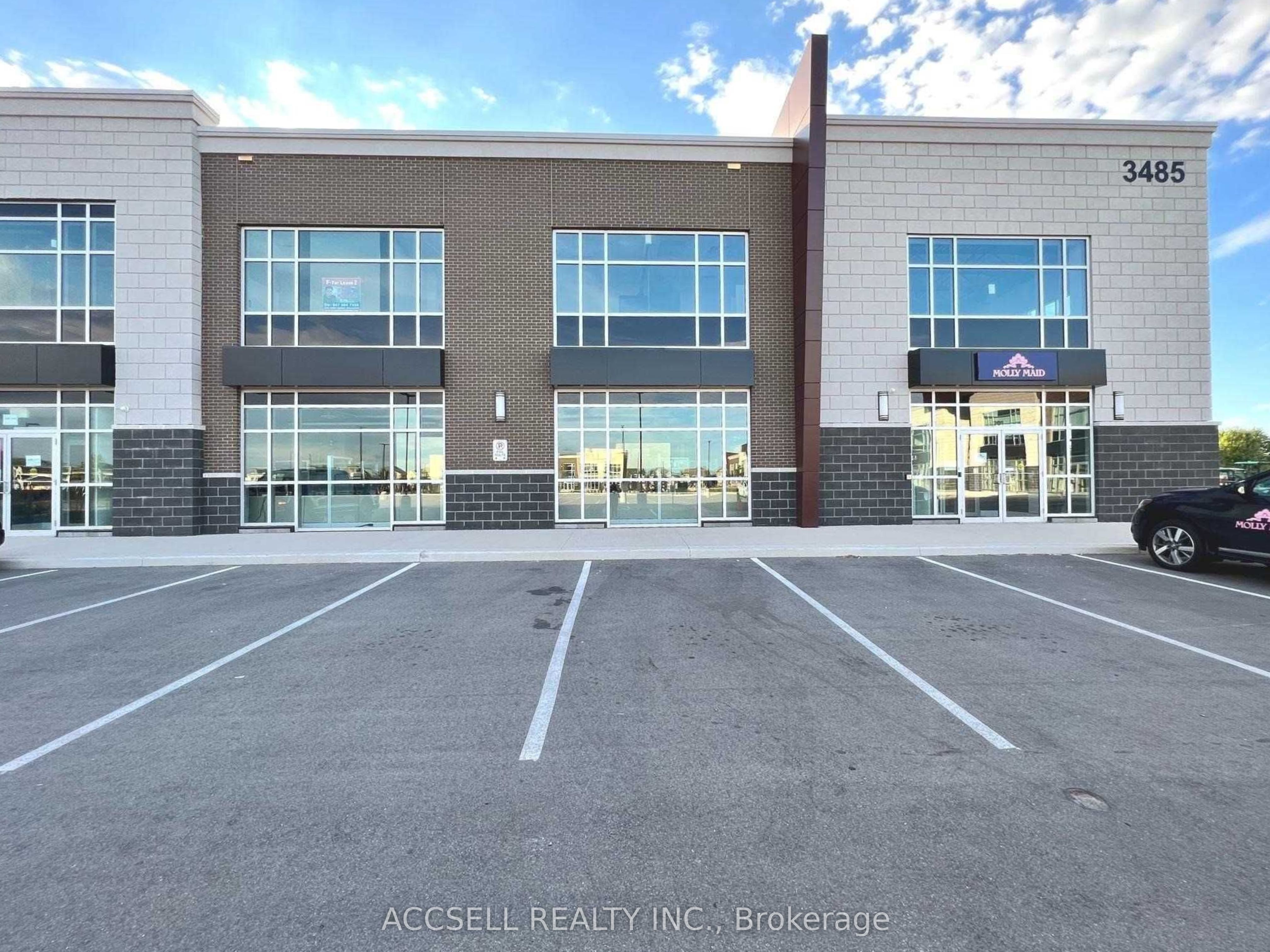 3485 Rebecca St Property Photo 2