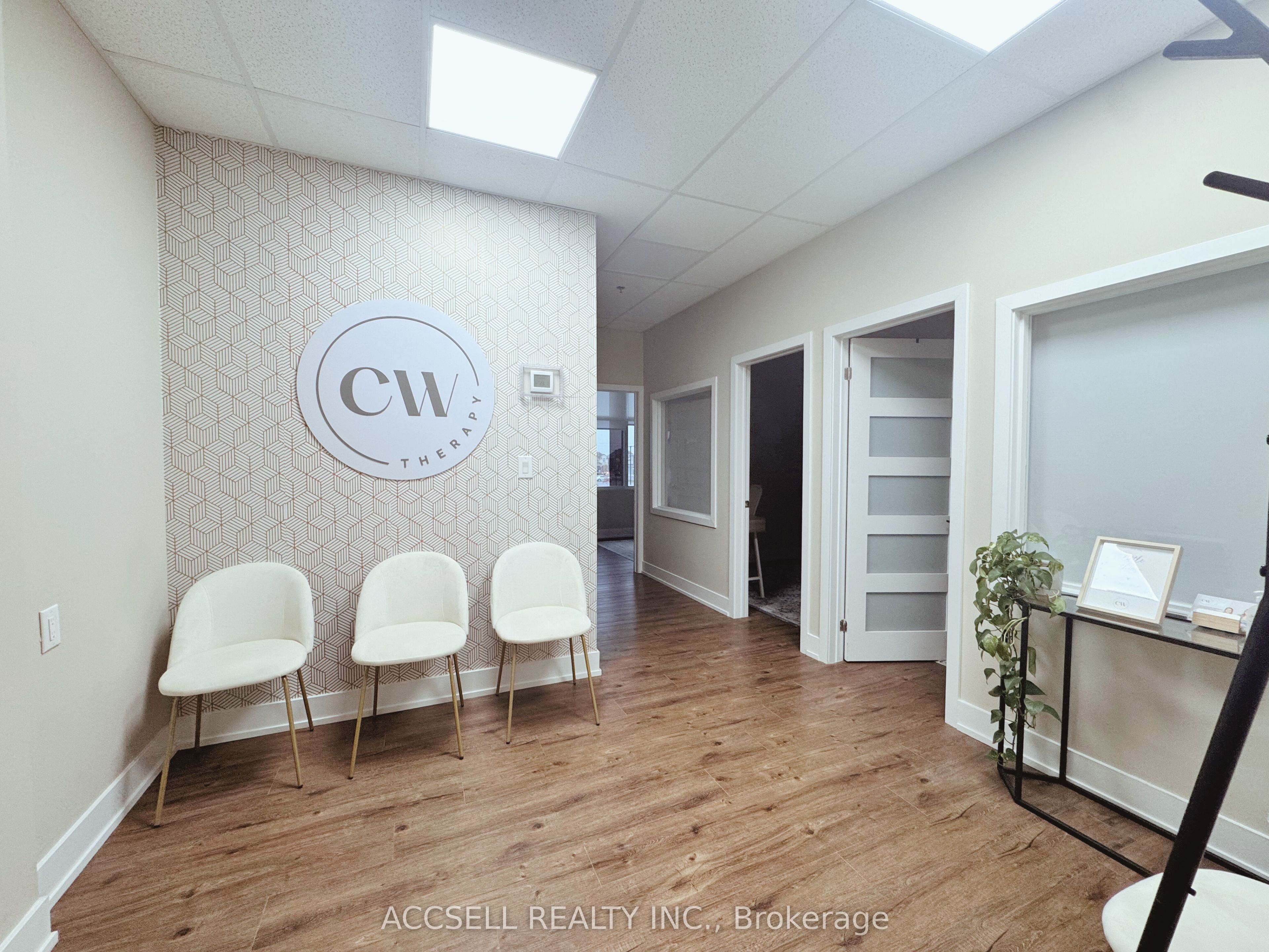 3485 Rebecca St Property Photo 4