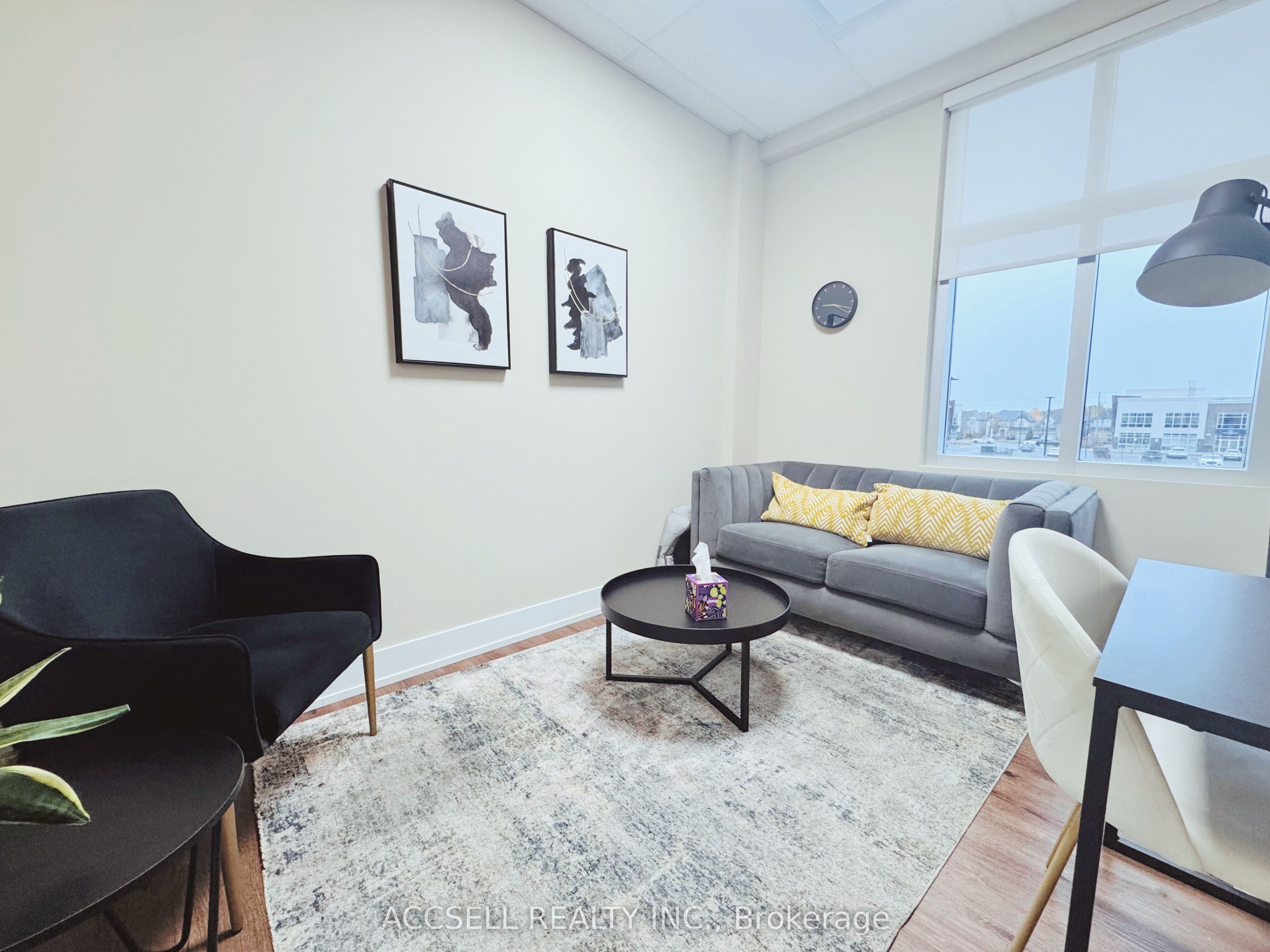 3485 Rebecca St Property Photo 9