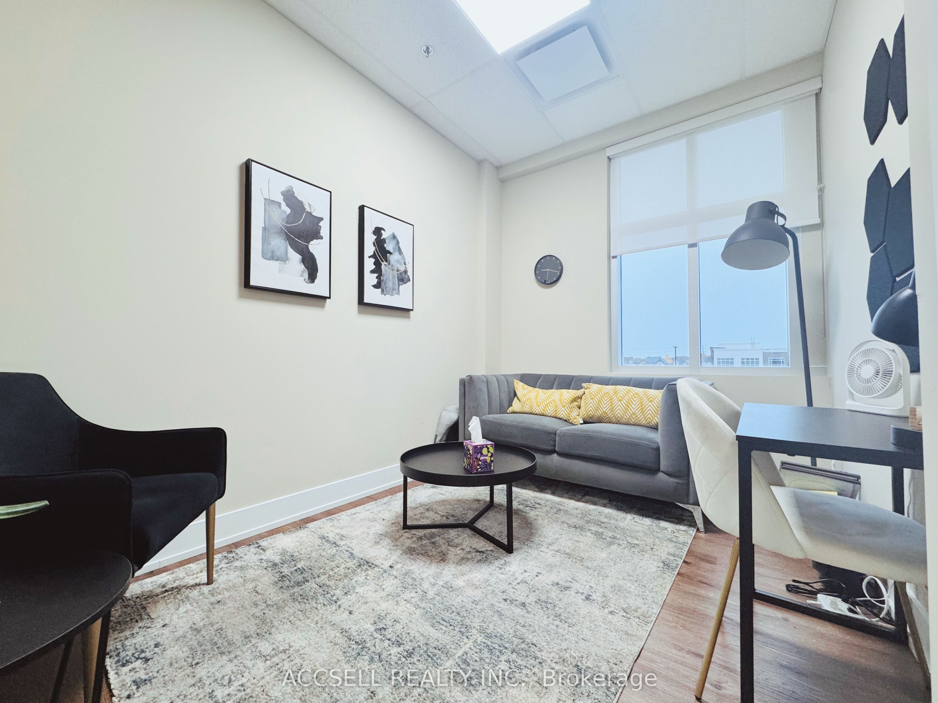 3485 Rebecca St Property Photo 10