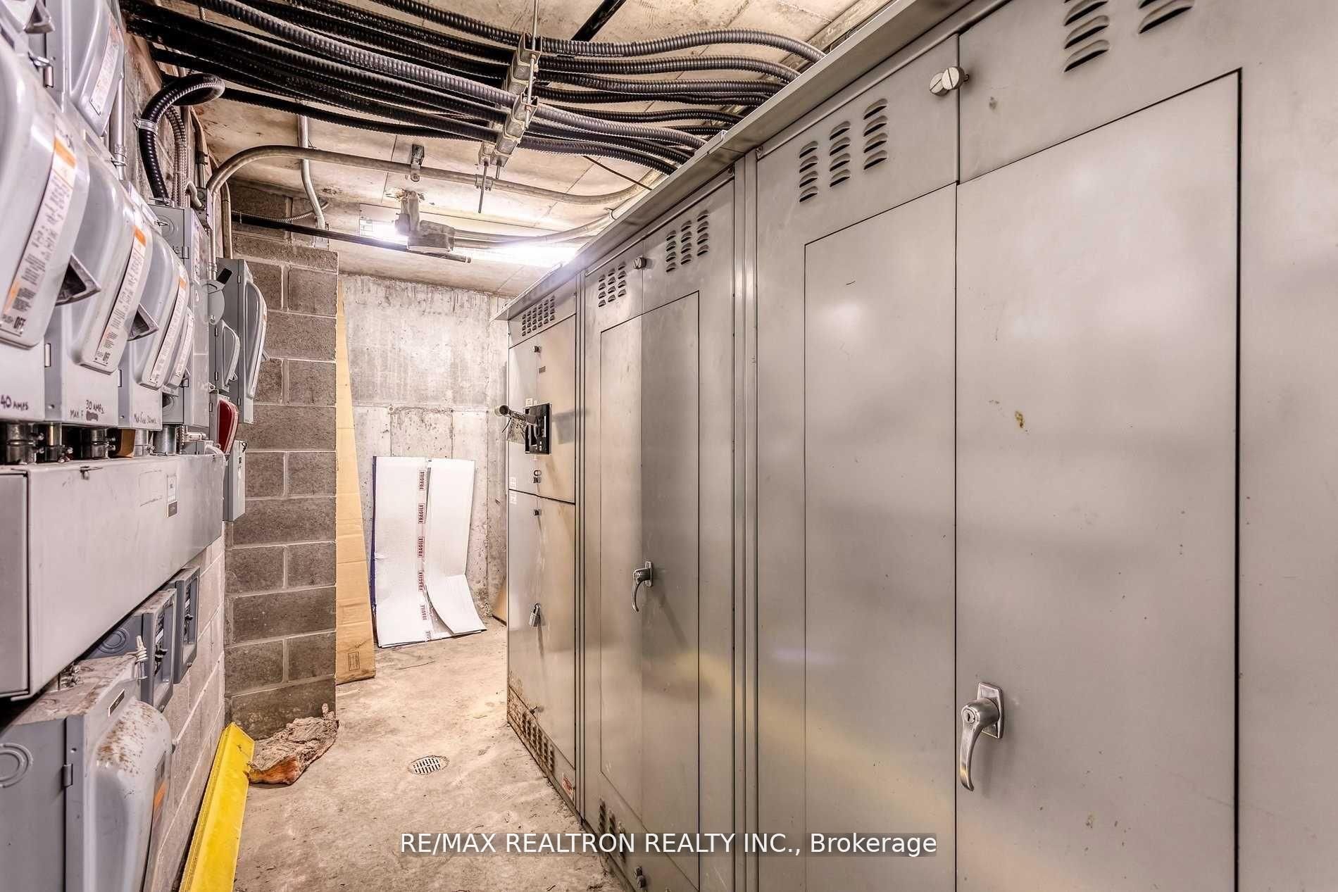 1018 Finch Avenue W 223 Property Photo 20