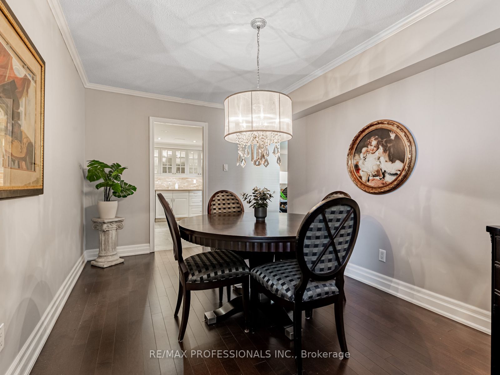 300 Mill Road G17 Property Photo 8