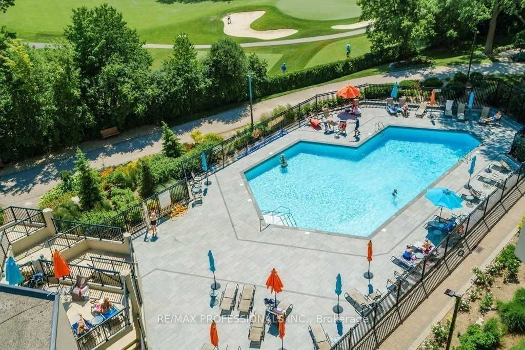 300 Mill Road G17 Property Photo 25