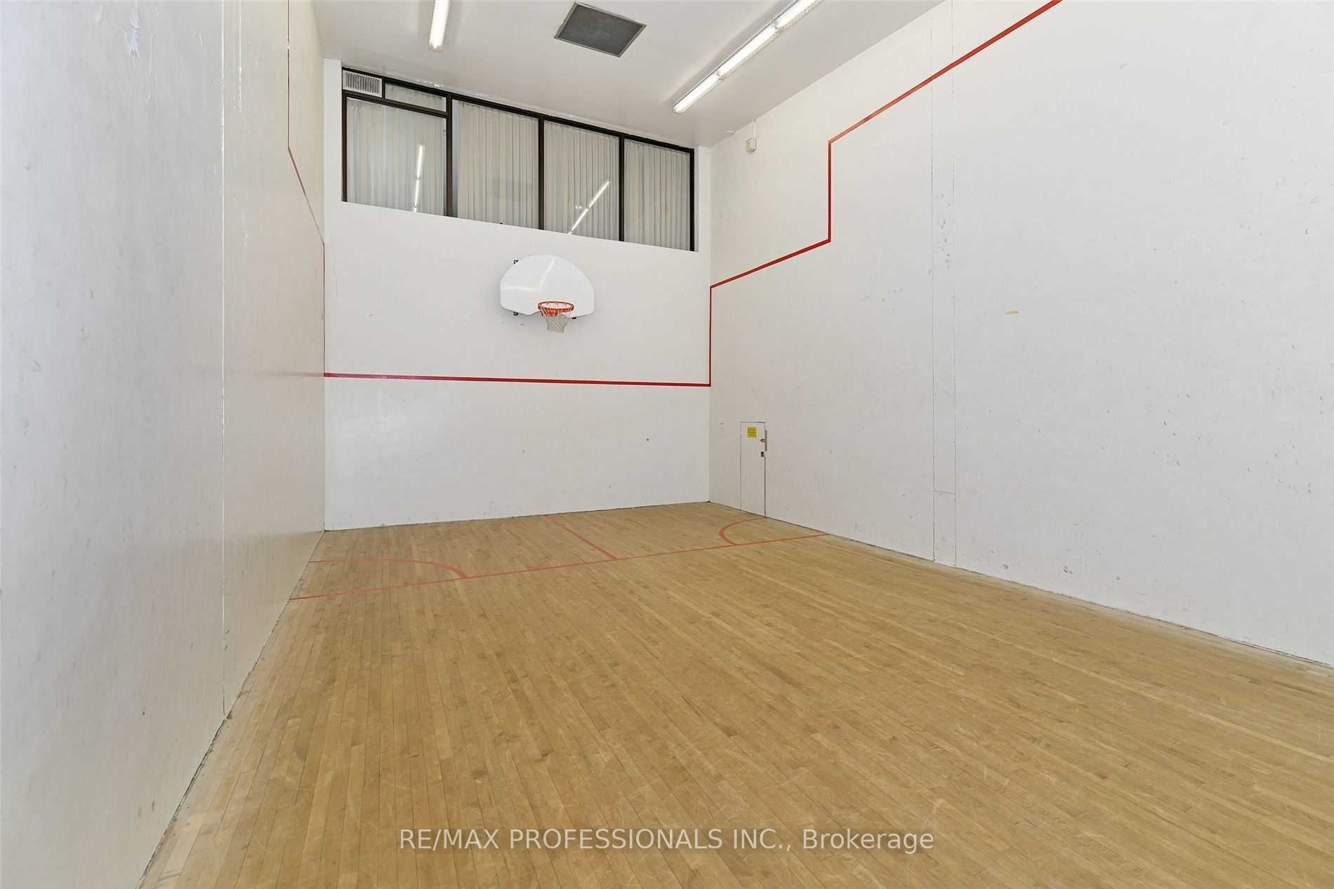 300 Mill Road G17 Property Photo 29