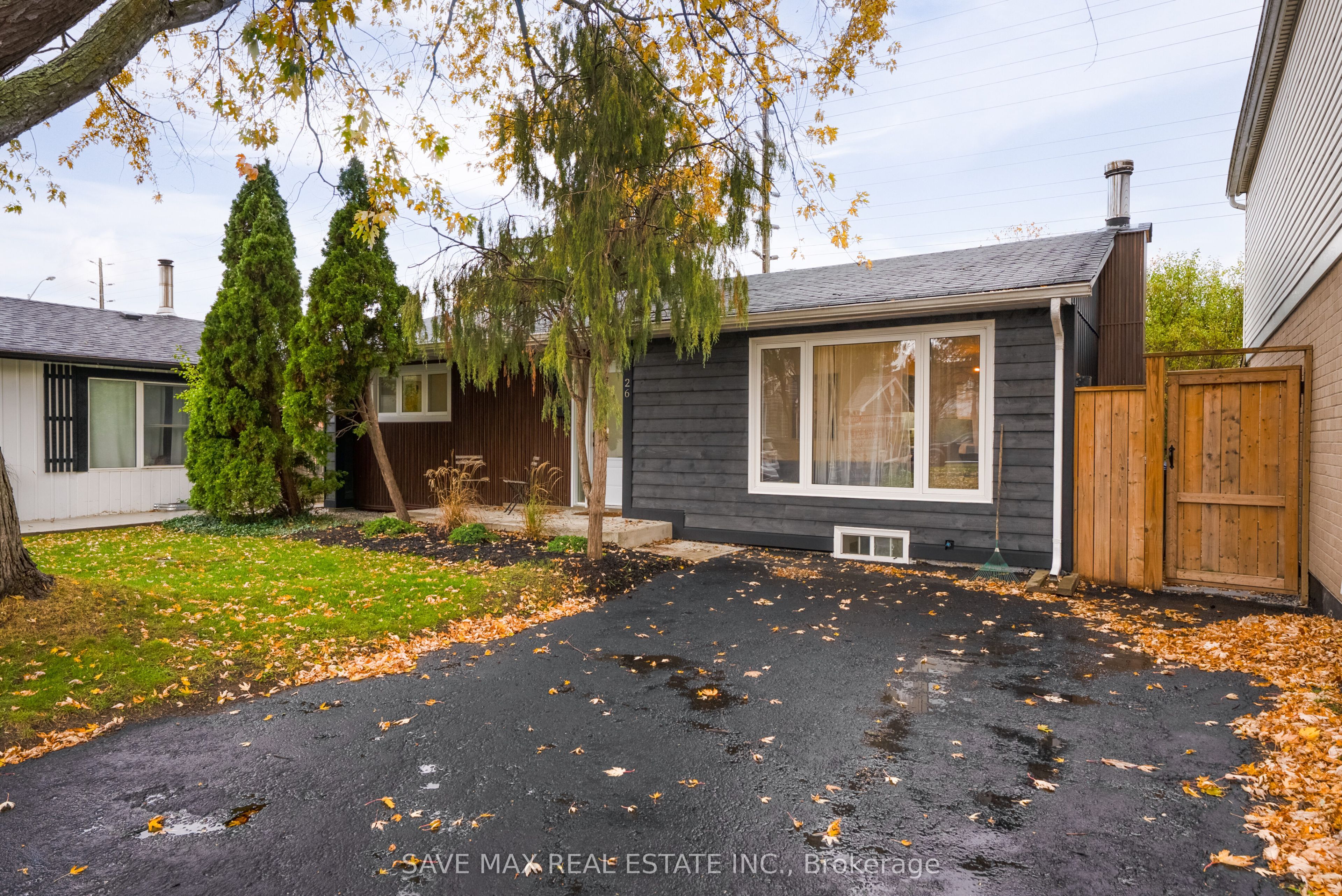 26 Hillbank Trail Property Photo 3