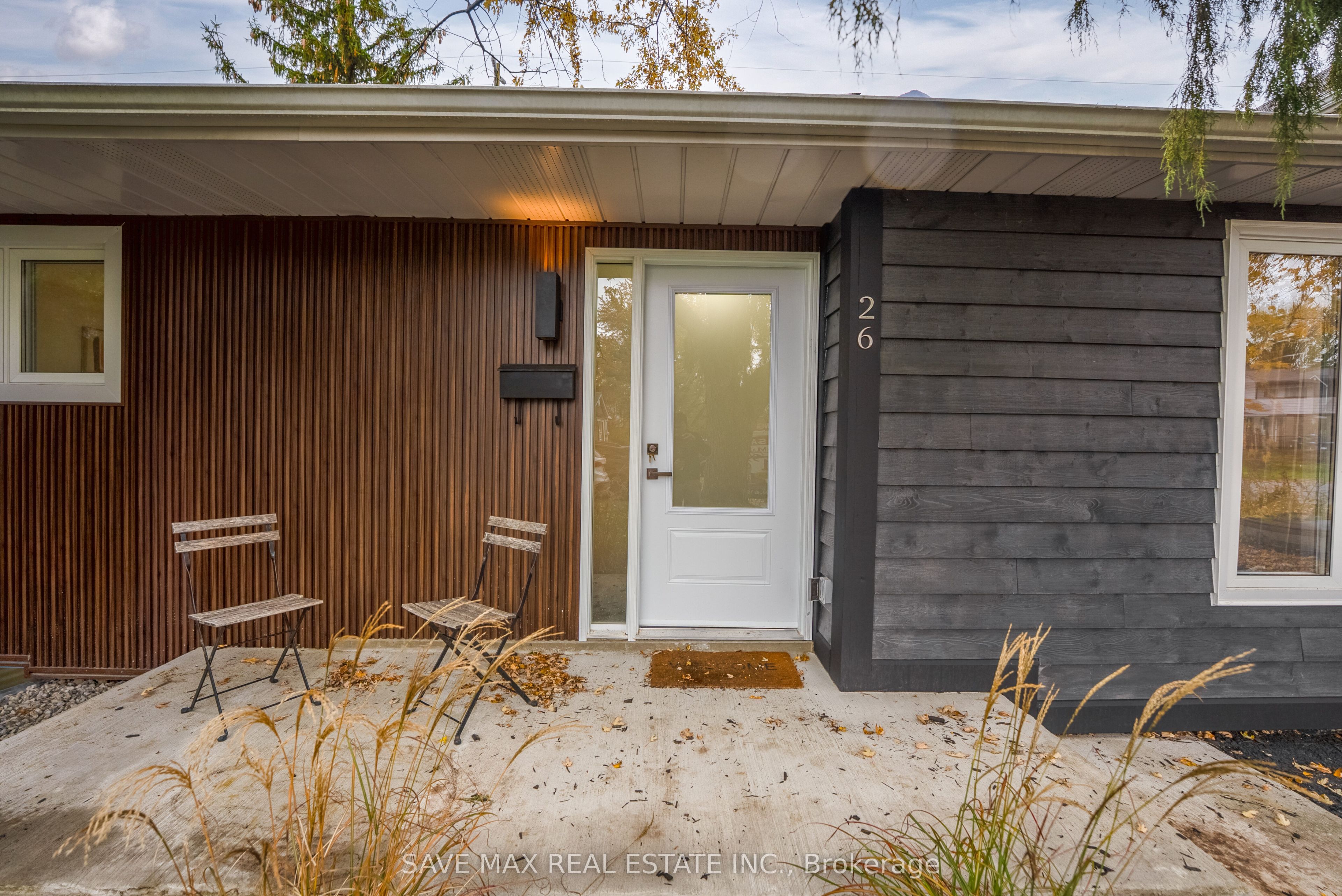 26 Hillbank Trail Property Photo 4