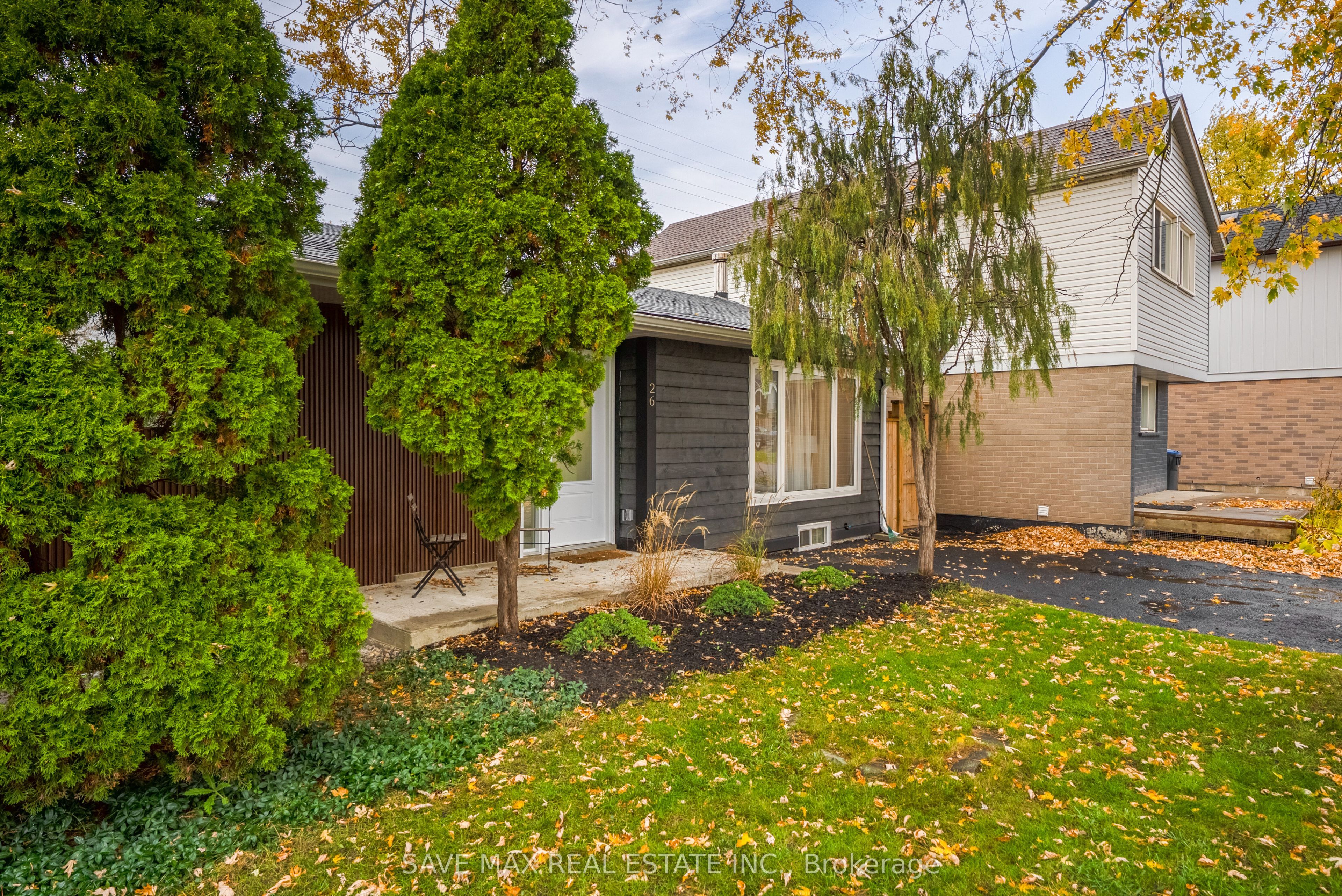 26 Hillbank Trail Property Photo 6