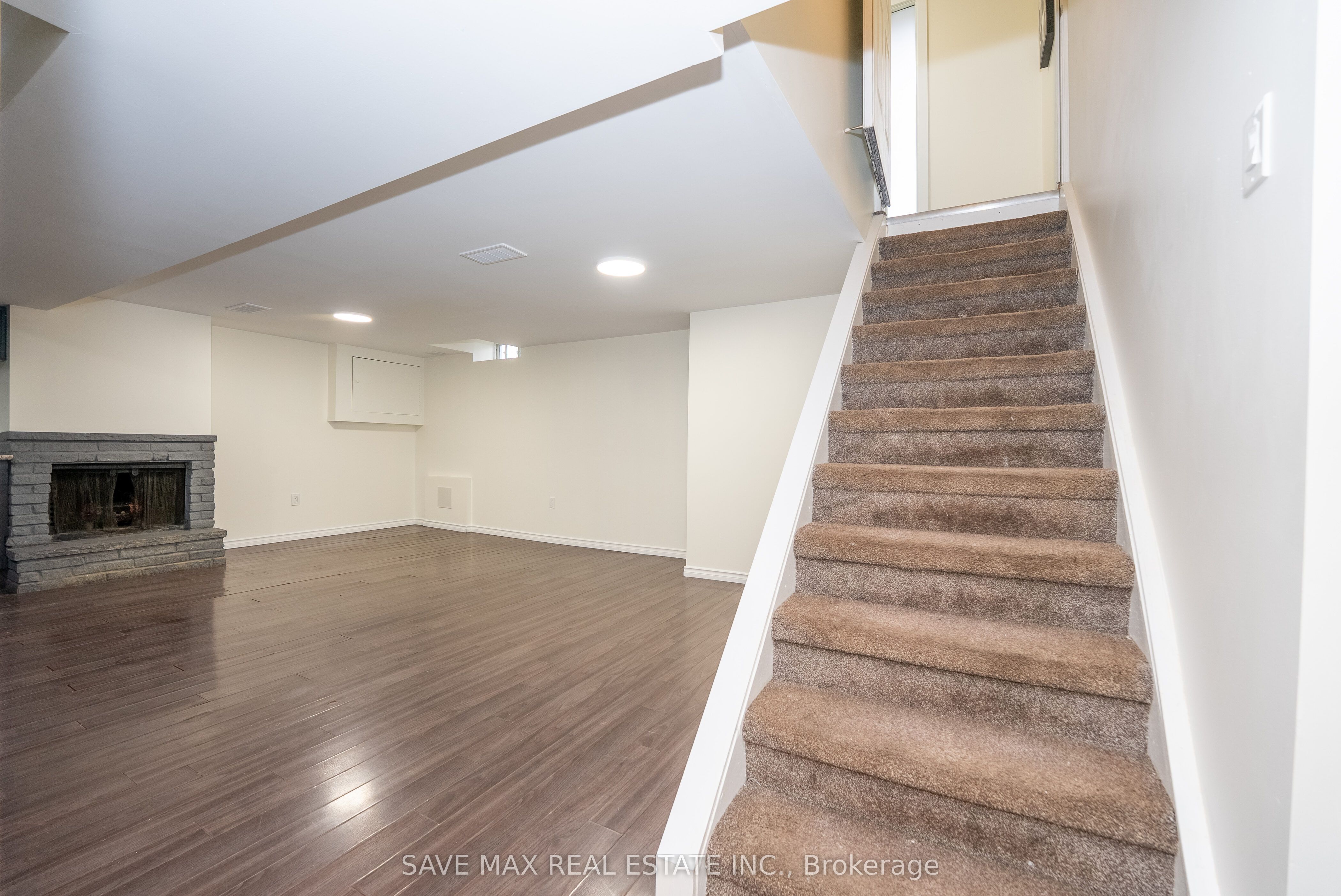 26 Hillbank Trail Property Photo 24