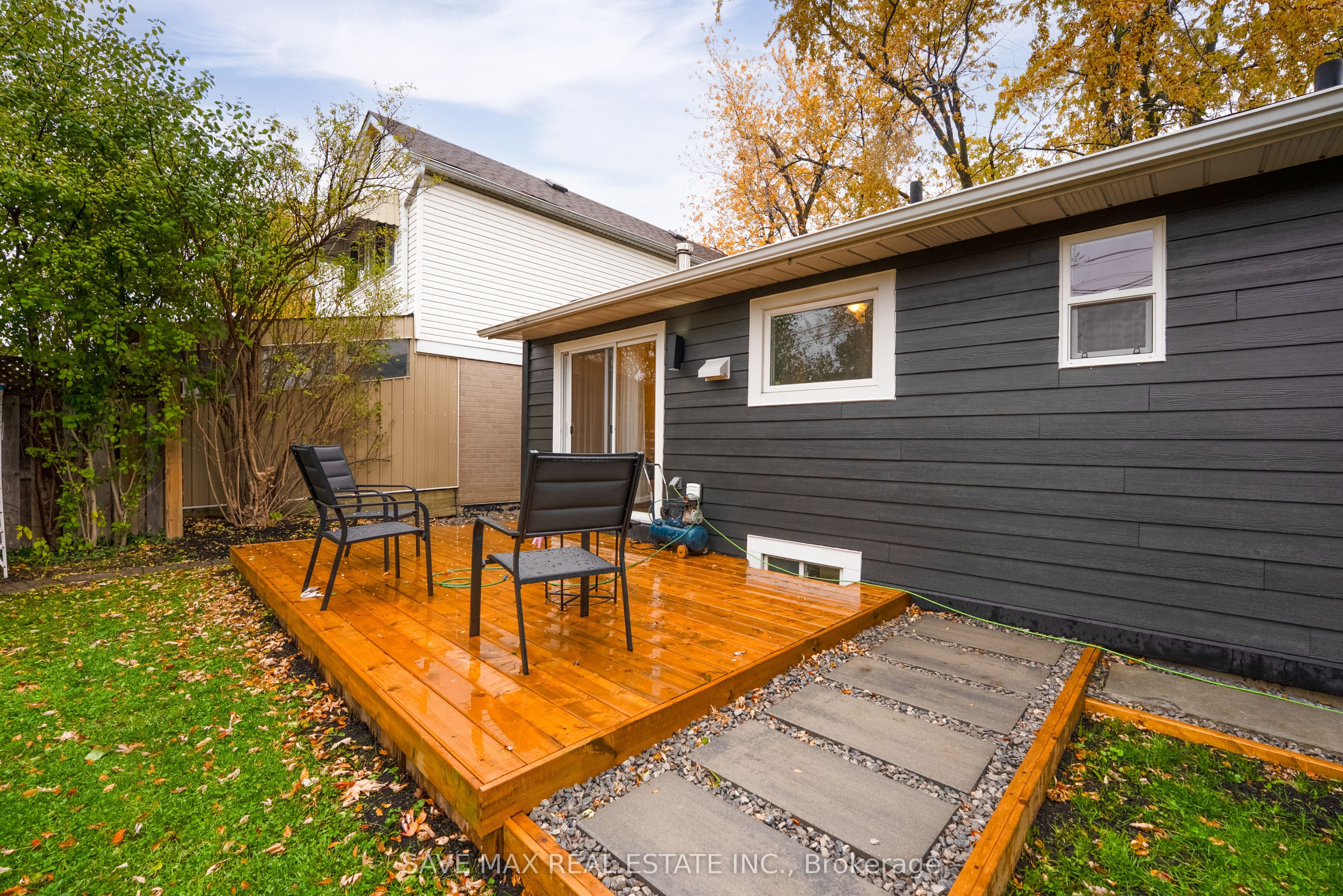 26 Hillbank Trail Property Photo 37