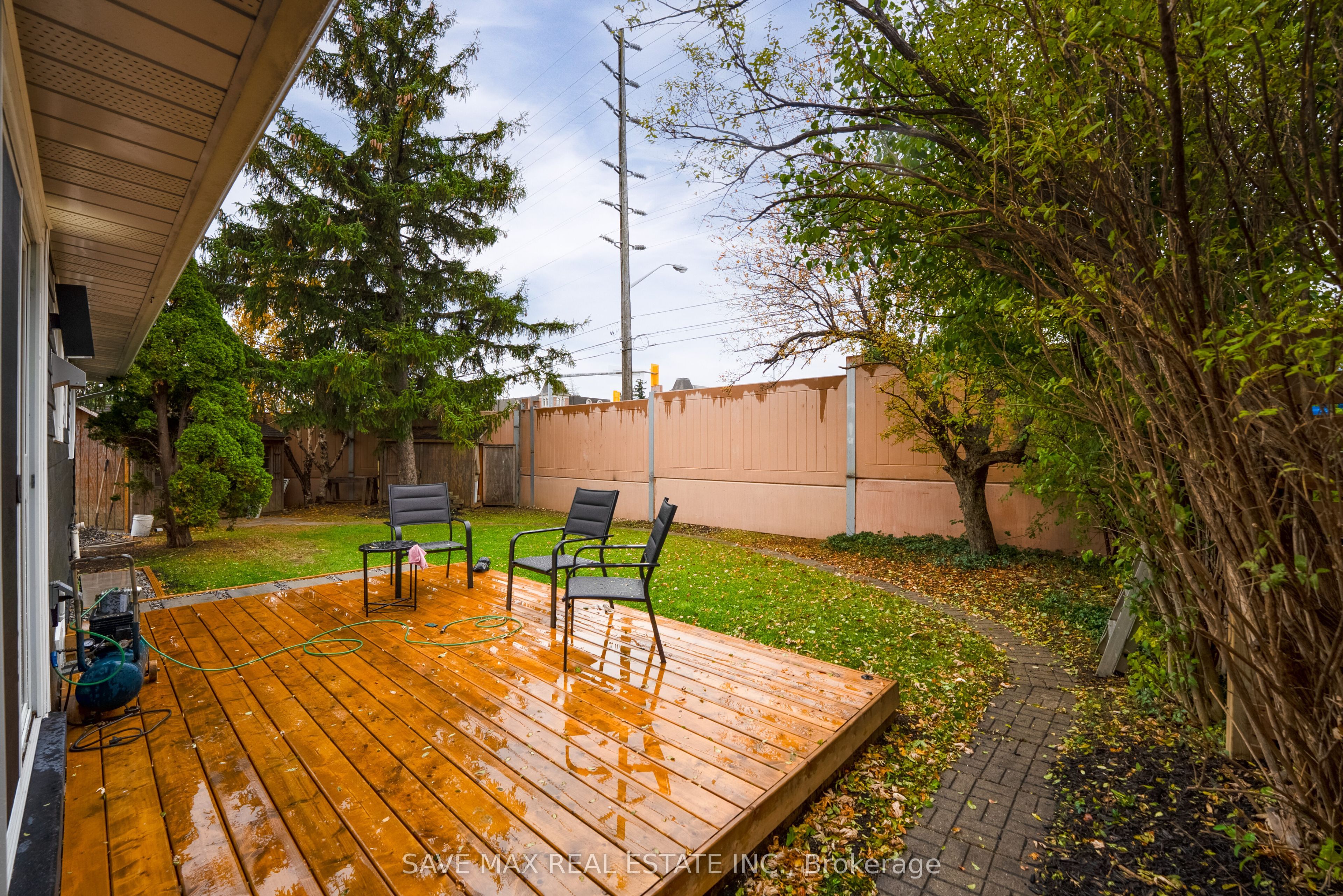 26 Hillbank Trail Property Photo 38