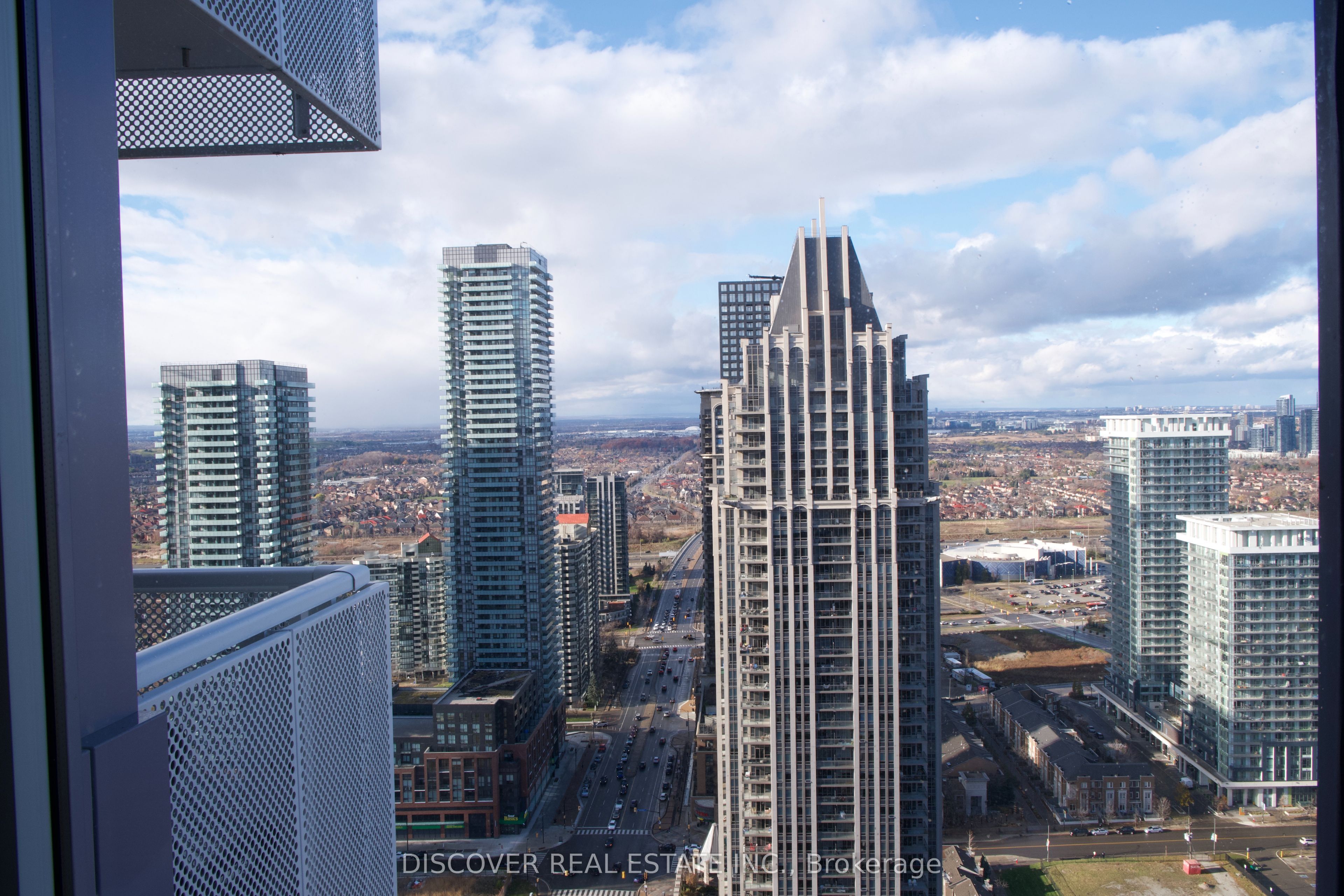 4065 Confederation Parkway 3704 Property Photo 1