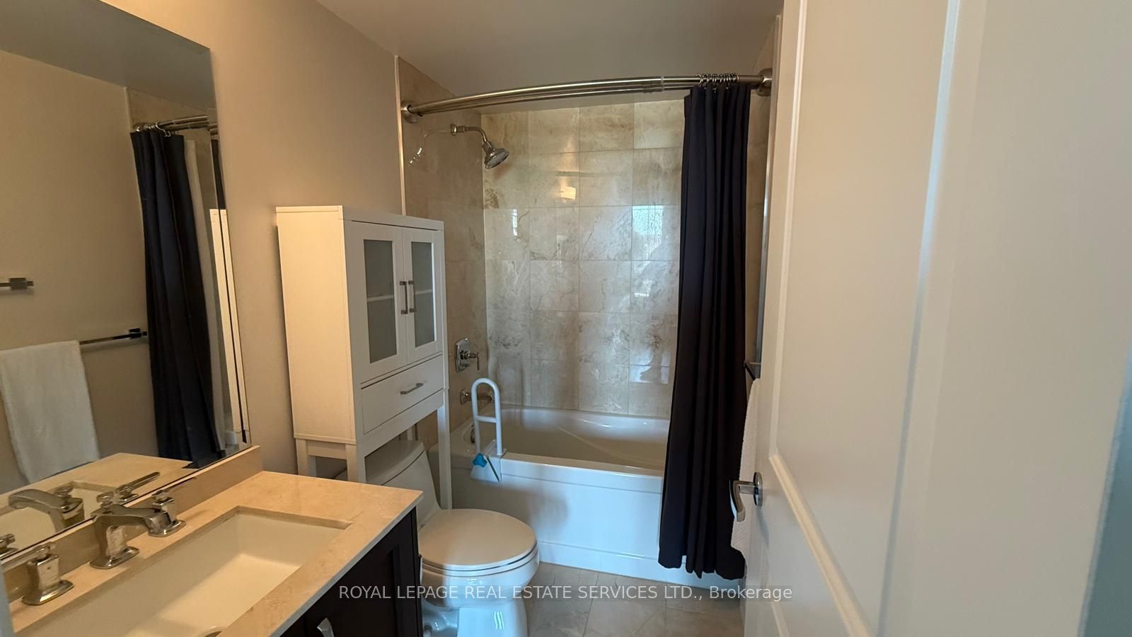 11 Bronte Road 501 Property Photo 10